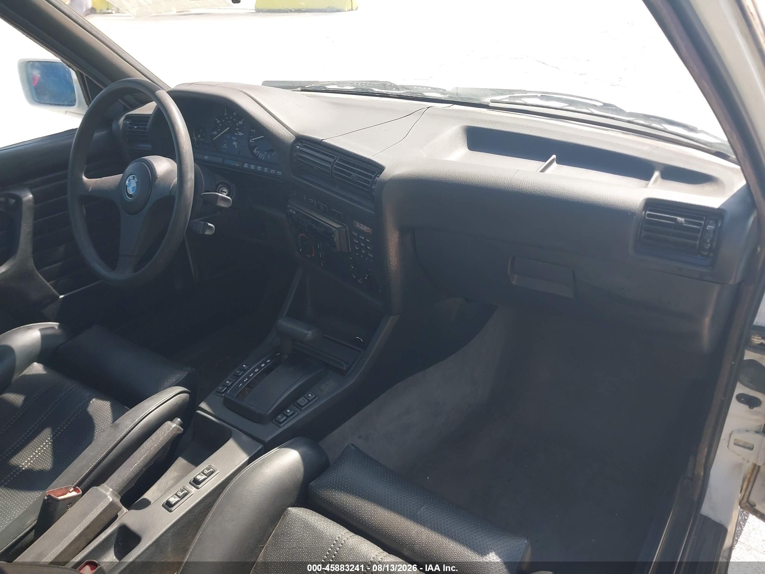 1989 Bmw 325 I Automatic White vin: WBABB2306K8862022