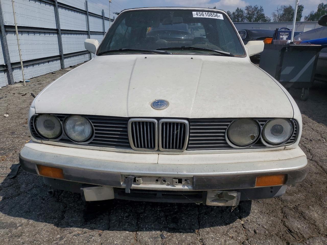1989 Bmw 3 Series White vin: WBABB2308KEC17120