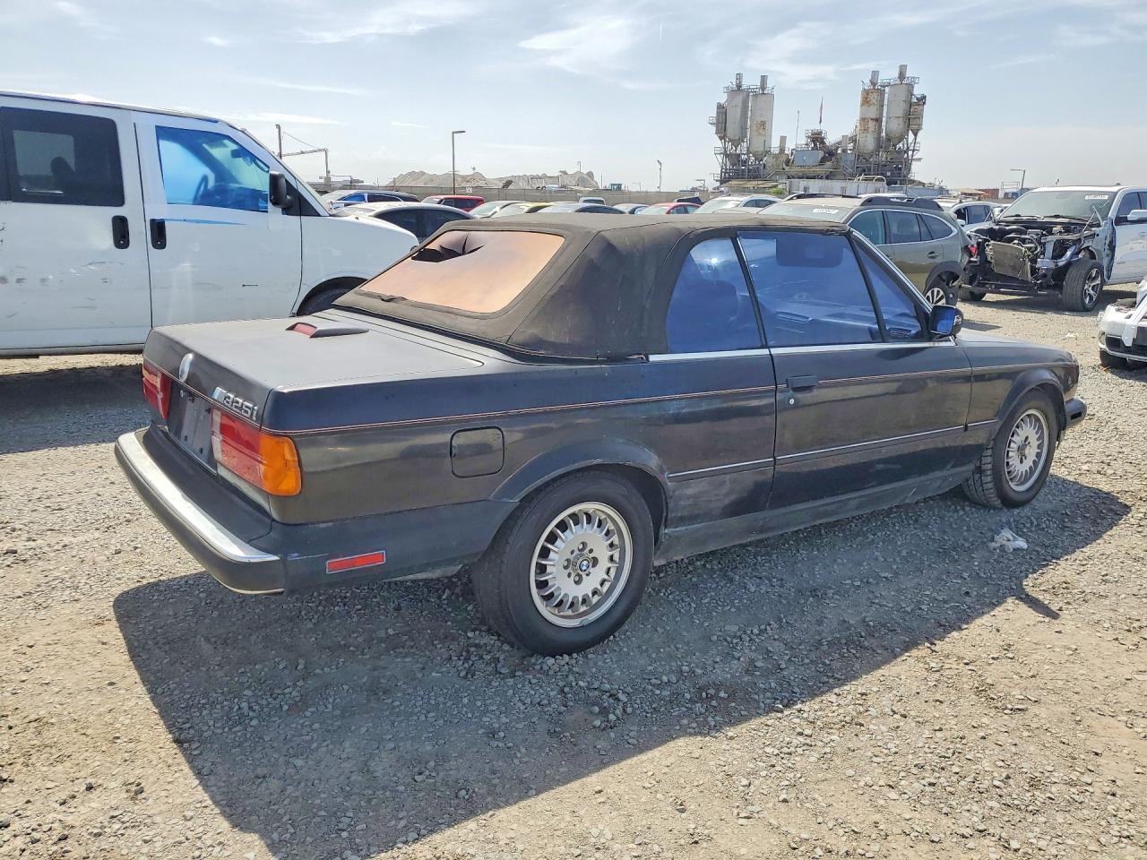 1989 Bmw 325 I Automatic Black vin: WBABB2309KEC18471