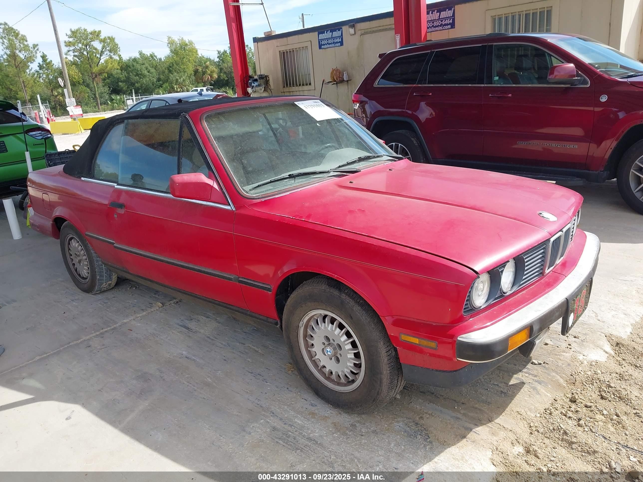 WBABB230XJ8858568