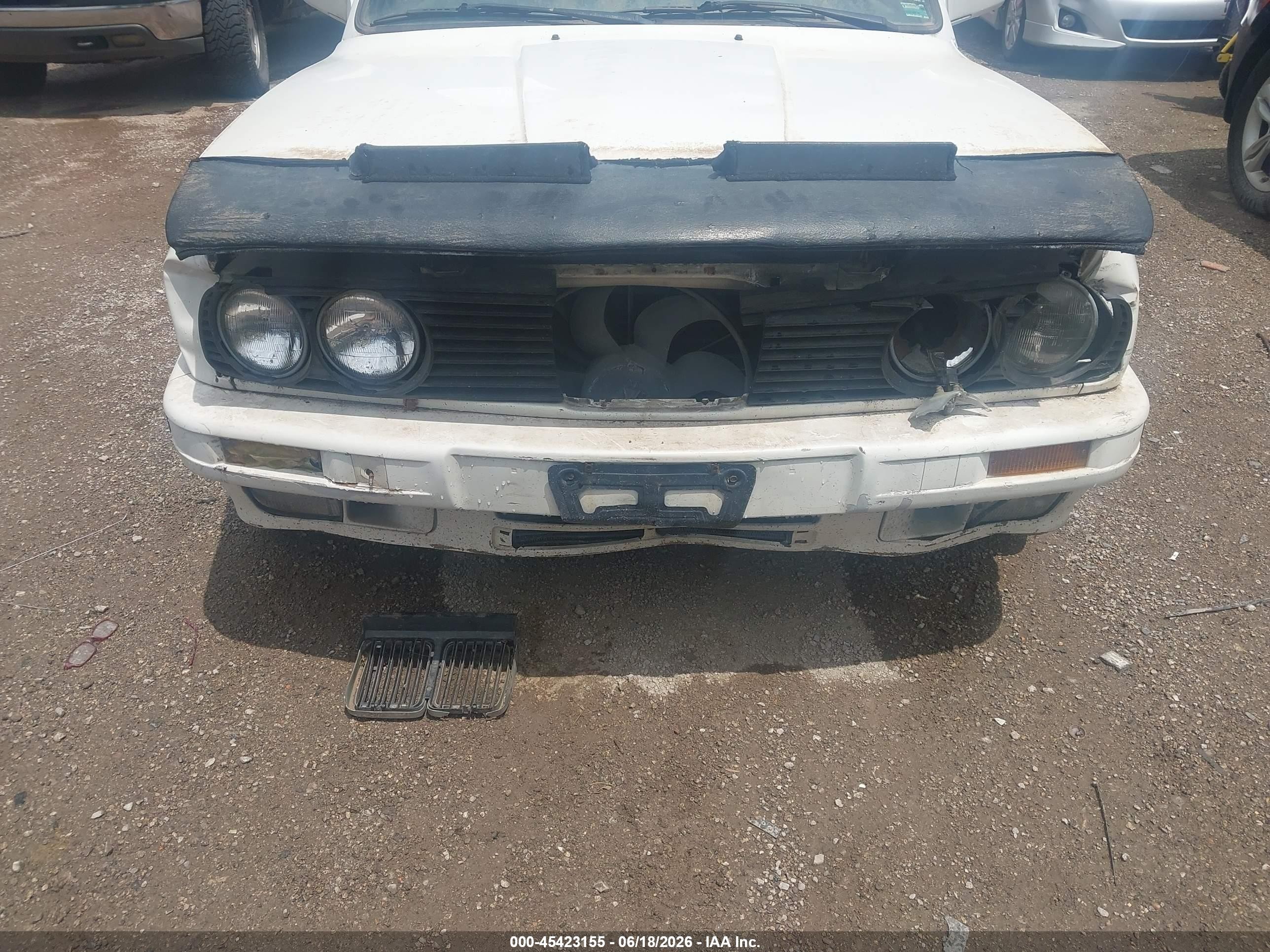 1992 Bmw 325 Ic Automatic White vin: WBABB2311NEC29350