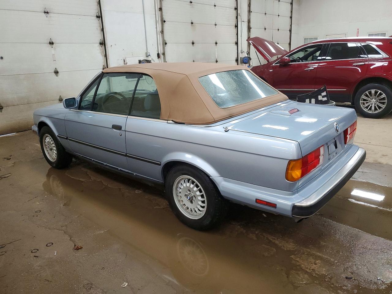 1990 Bmw 325 Ic Automatic Blue vin: WBABB2316LEC23136