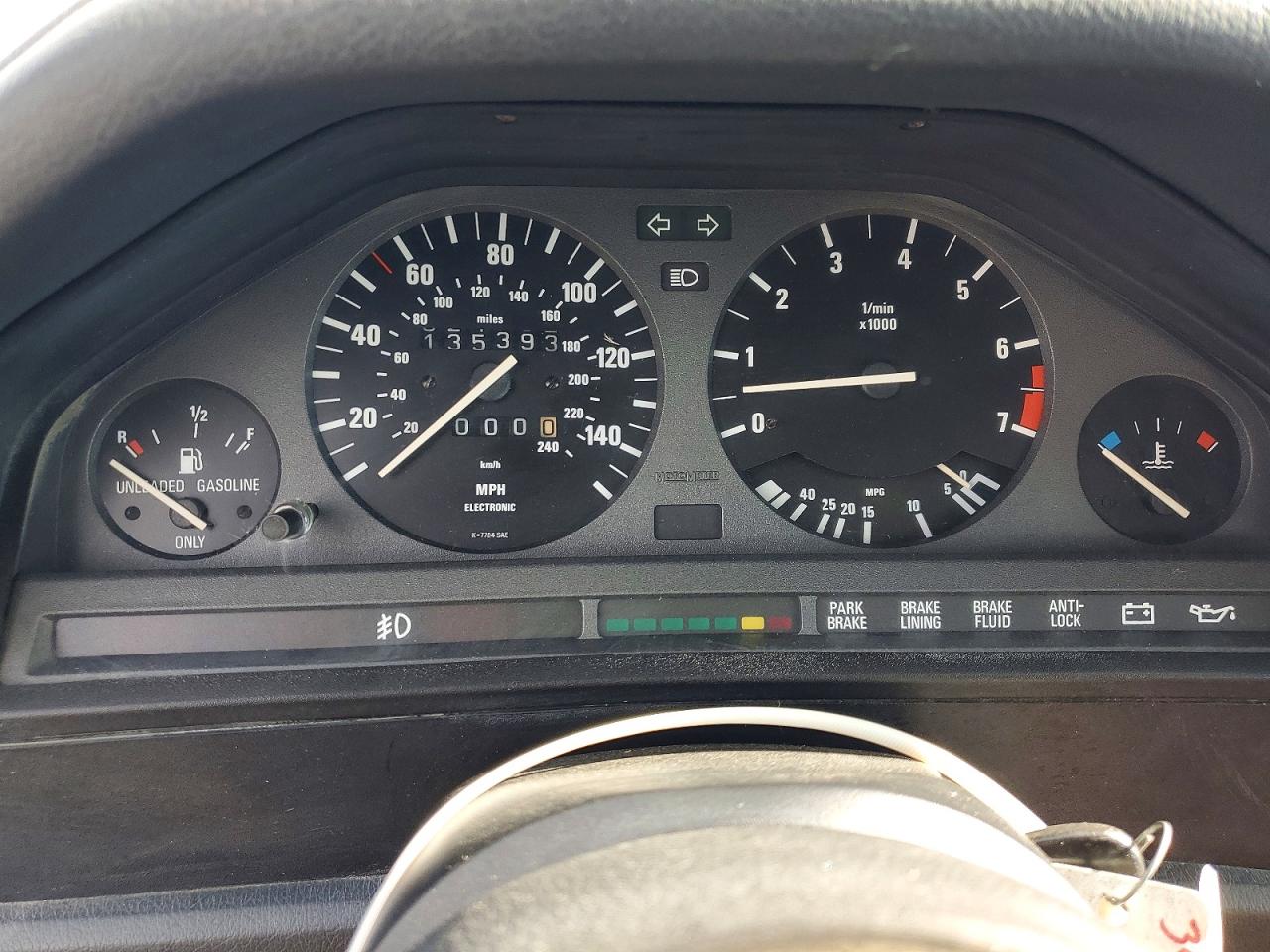 1991 Bmw 325 Ic Automatic Серебряный vin: WBABB2317MEC24751