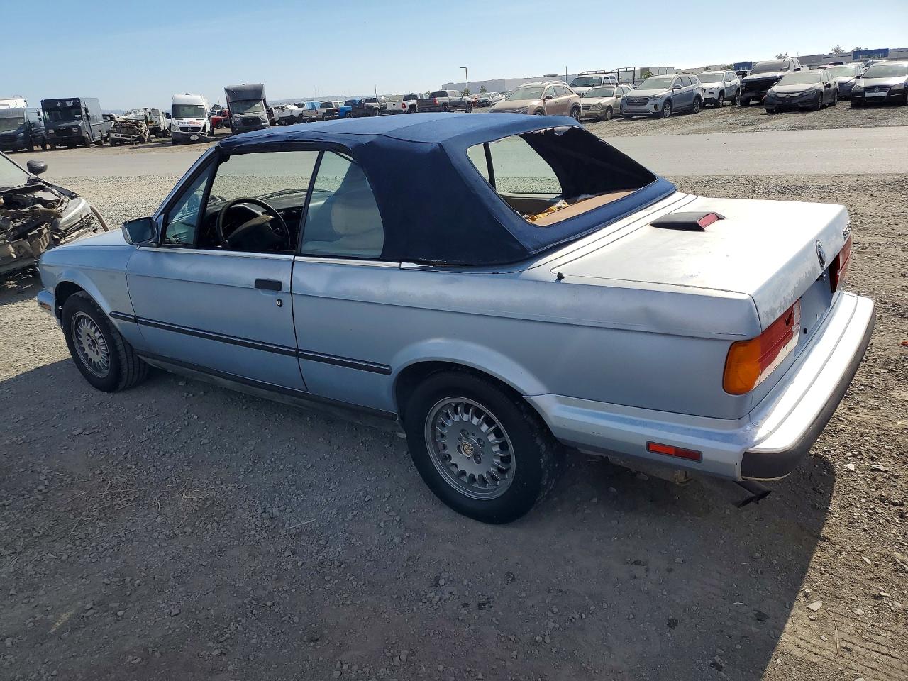 1991 Bmw 325 Ic Automatic Серебряный vin: WBABB2317MEC24751