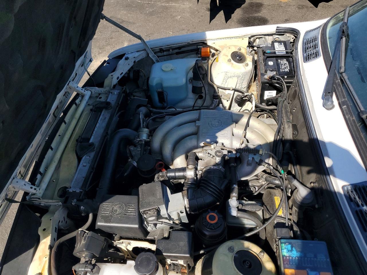 1992 Bmw 325 Ic Automatic White vin: WBABB2317NEC27599