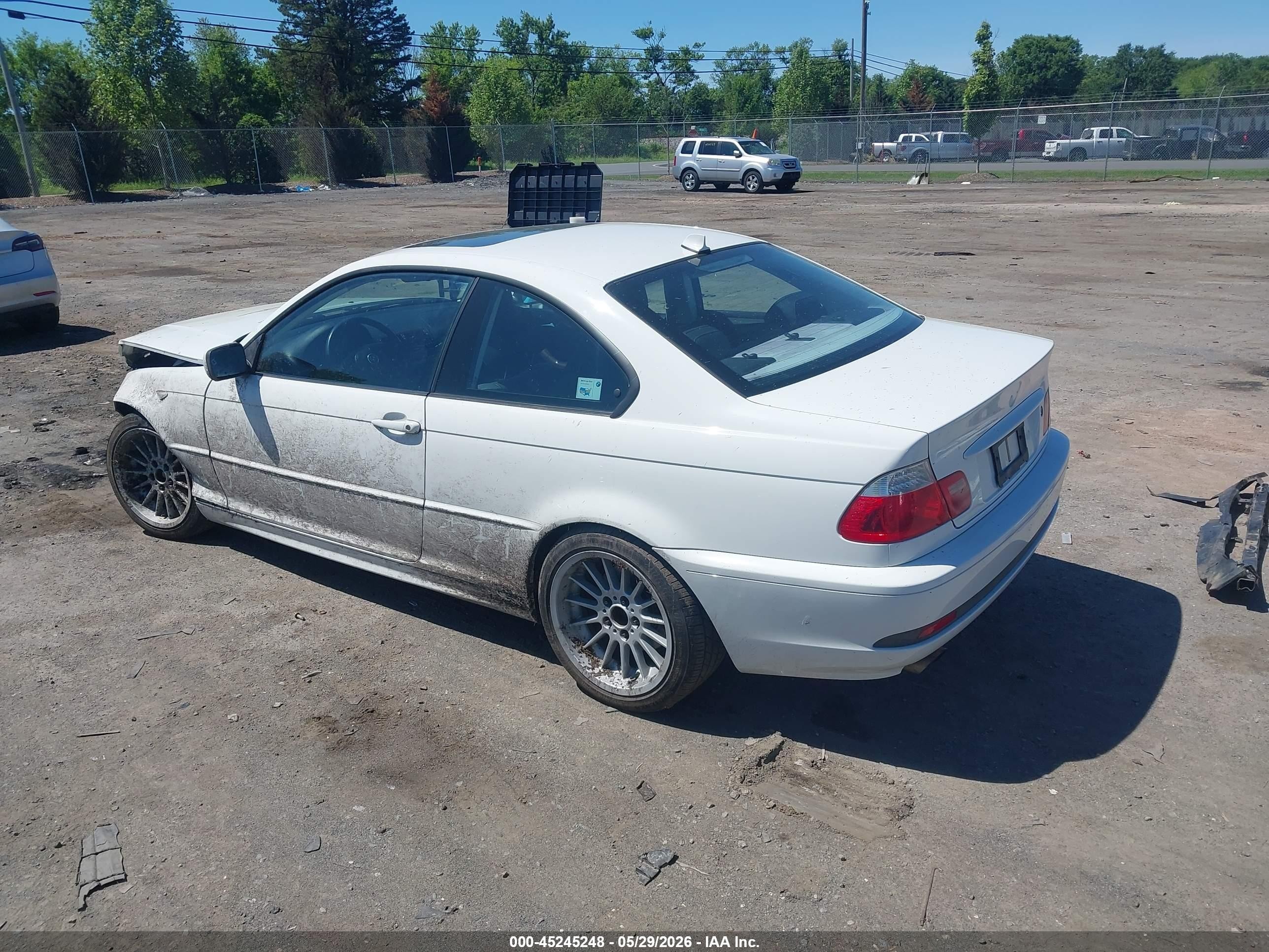 2004 Bmw 325ci   White vin: WBABD33494JY97099