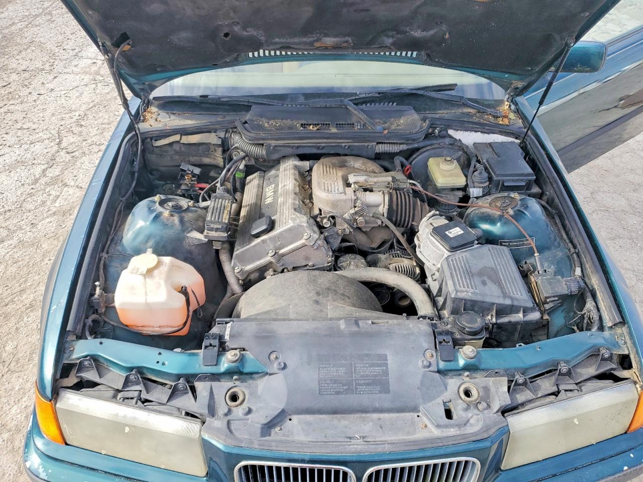 1995 Bmw 318 Is Green vin: WBABE5326SJA11456