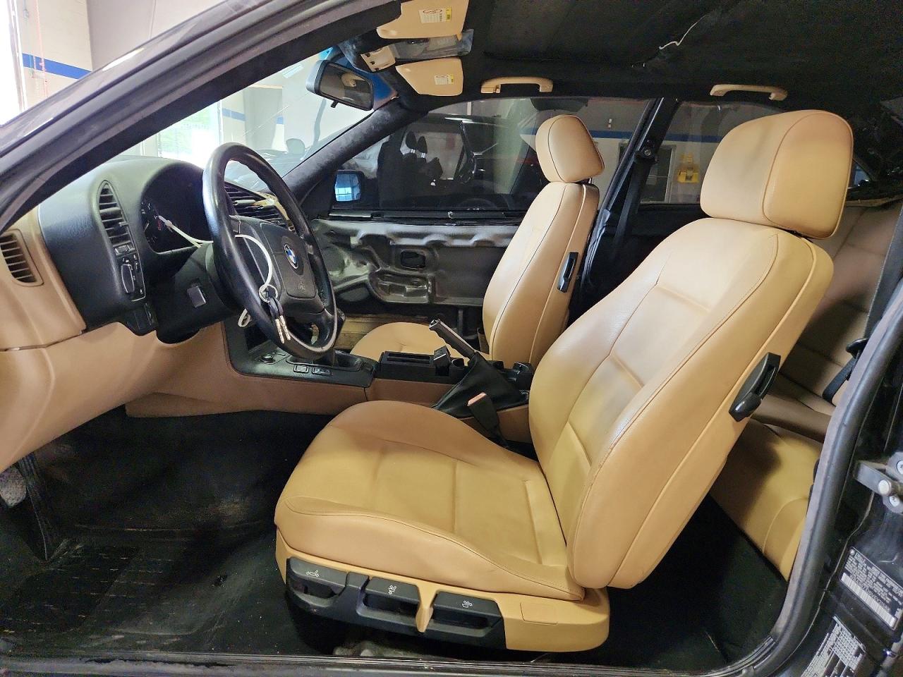 1997 Bmw 318 Is Черный vin: WBABE7320VEY21588