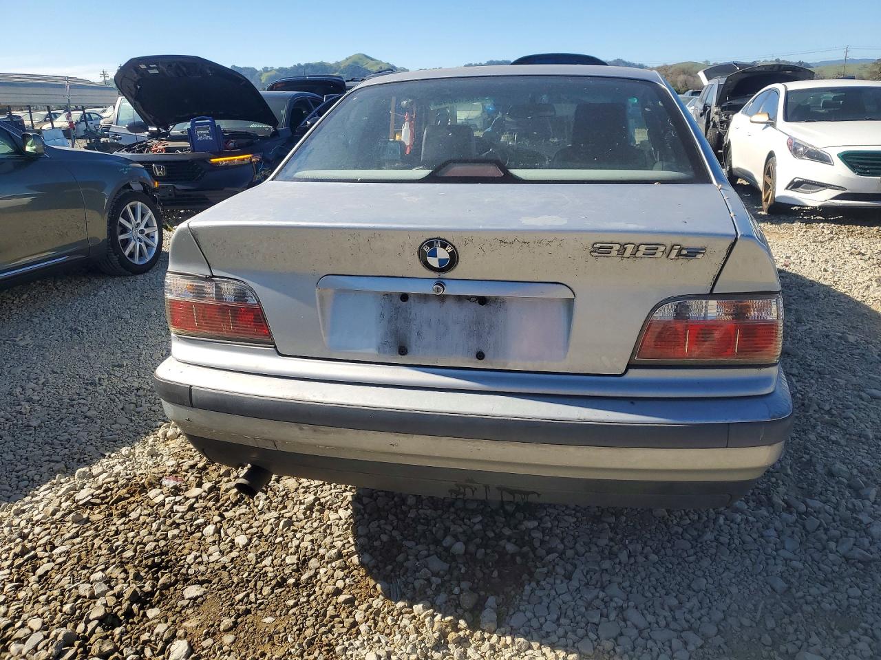 1996 Bmw 318 Is Silver vin: WBABE7324TEY20909
