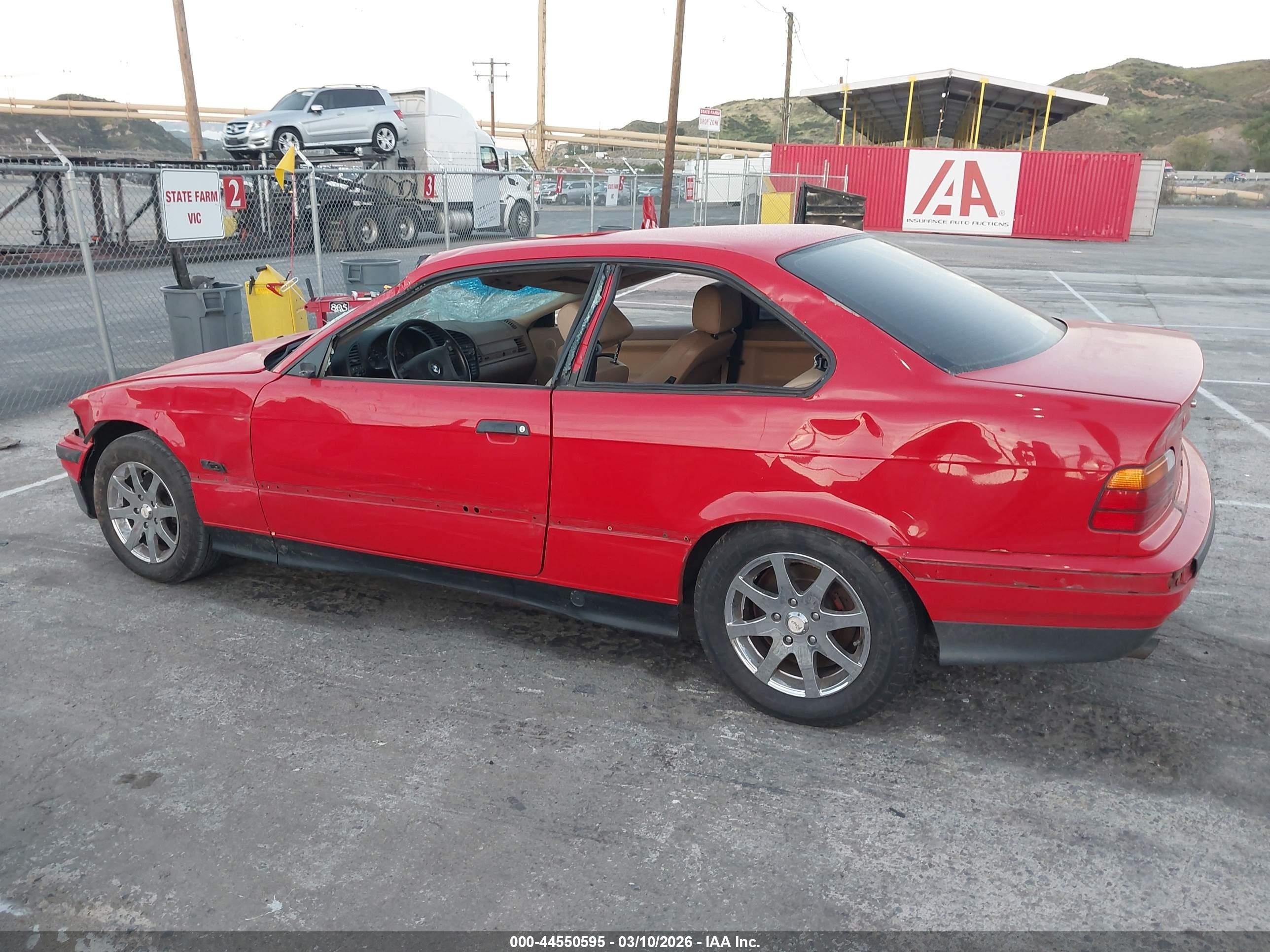 1996 Bmw 318 Is Automatic Red vin: WBABE8323TEY30837