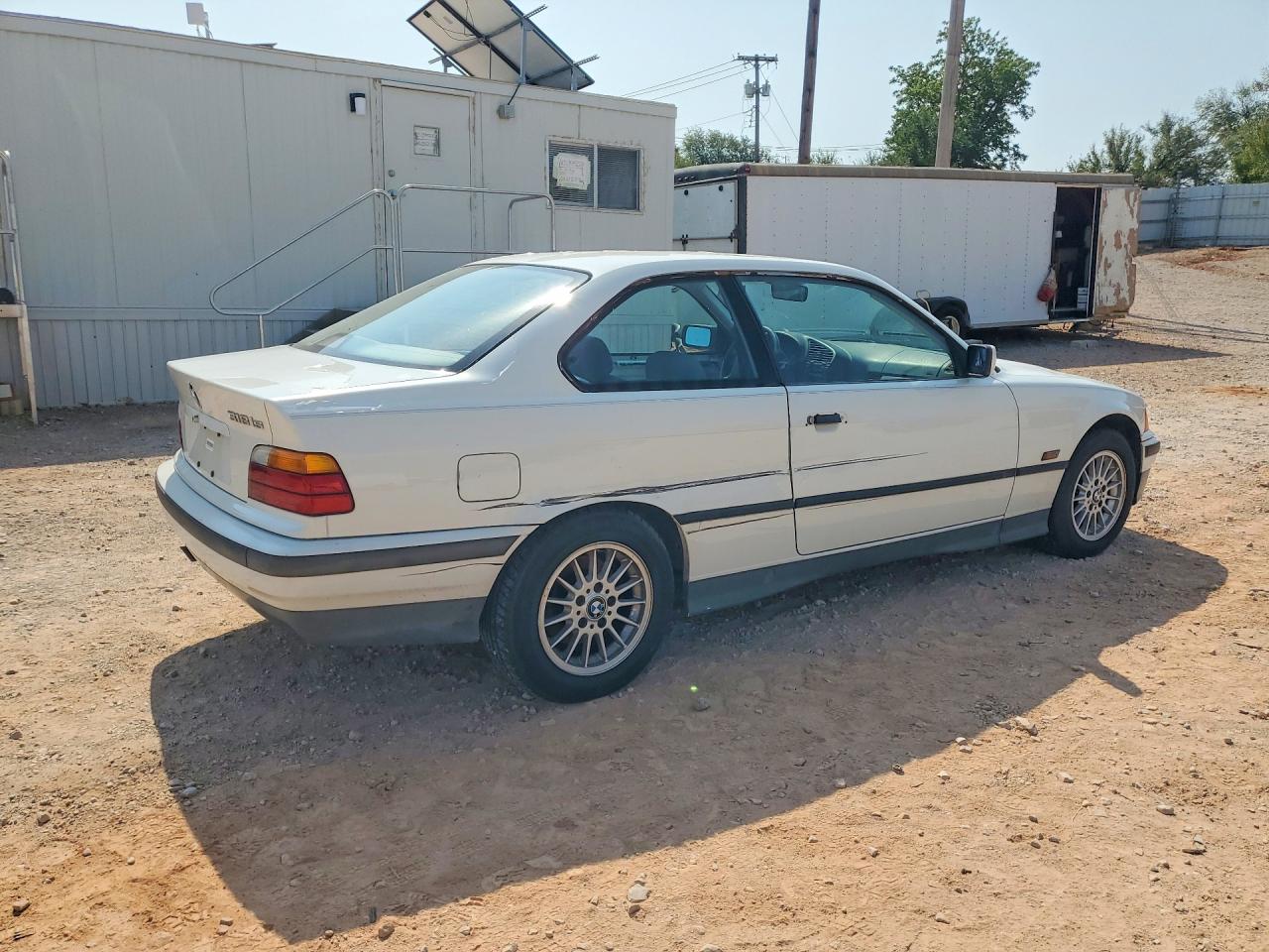 1996 Bmw 318 Is Automatic Белый vin: WBABE8324TEY30314