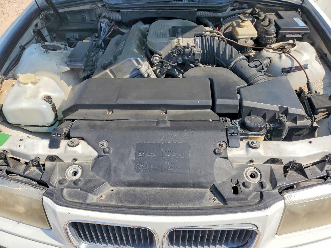 1996 Bmw 318 Is Automatic Белый vin: WBABE8324TEY30314