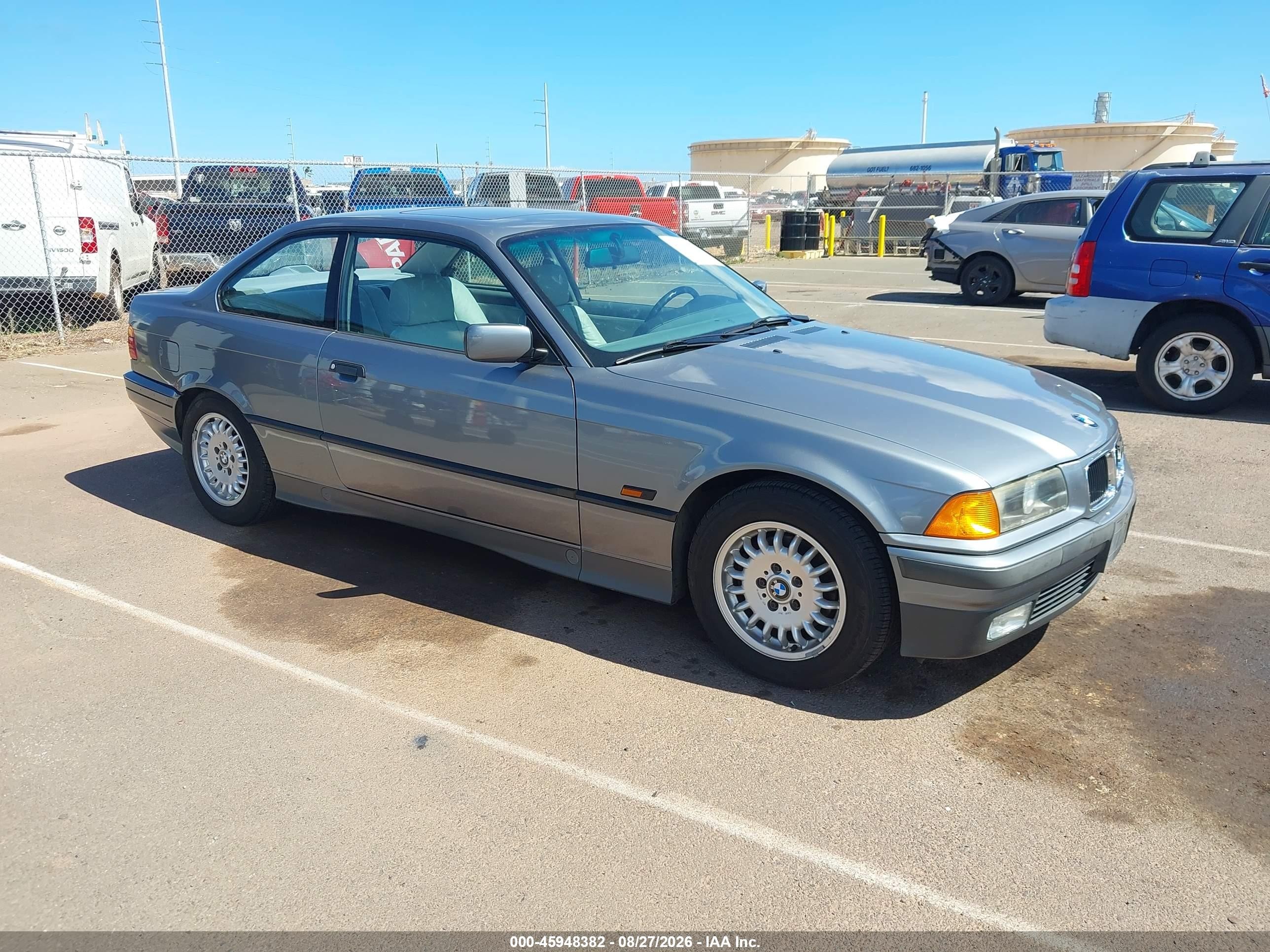 WBABF3327REF47529