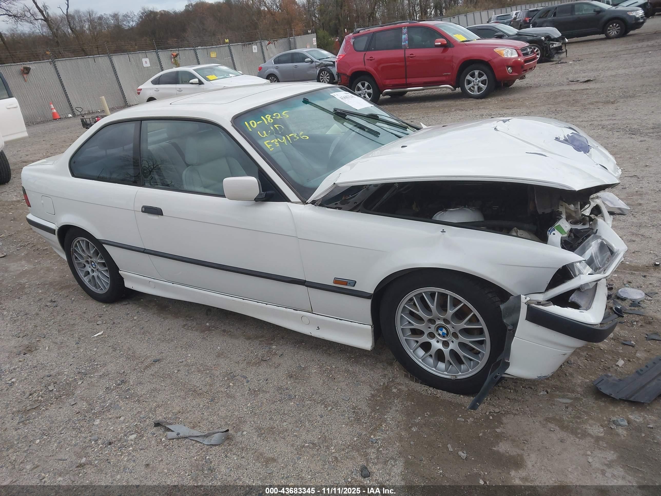 1998 Bmw 323is   White vin: WBABF7322WEH41453