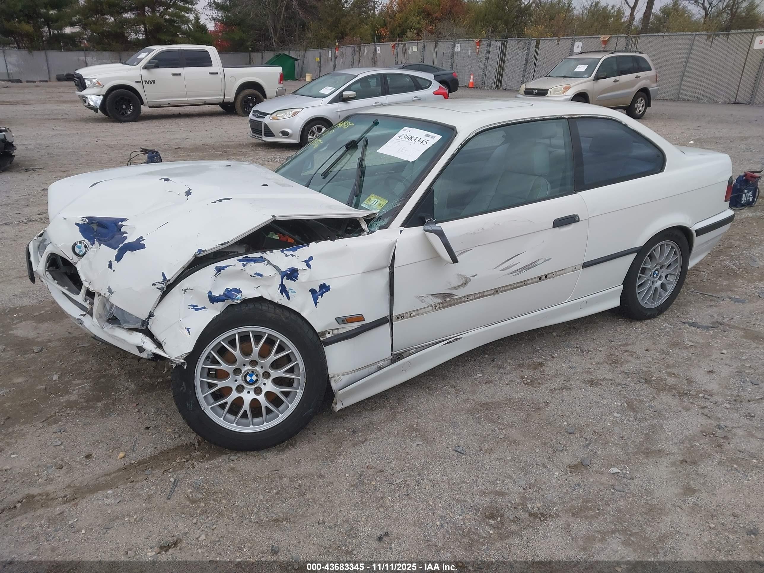 1998 Bmw 323is   White vin: WBABF7322WEH41453