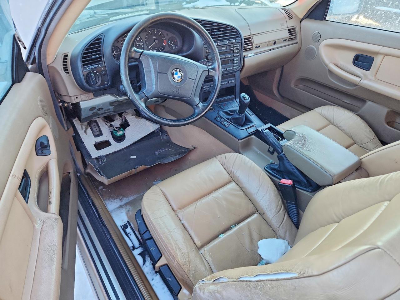 1998 Bmw 323 Is Tan vin: WBABF7335WEH42654