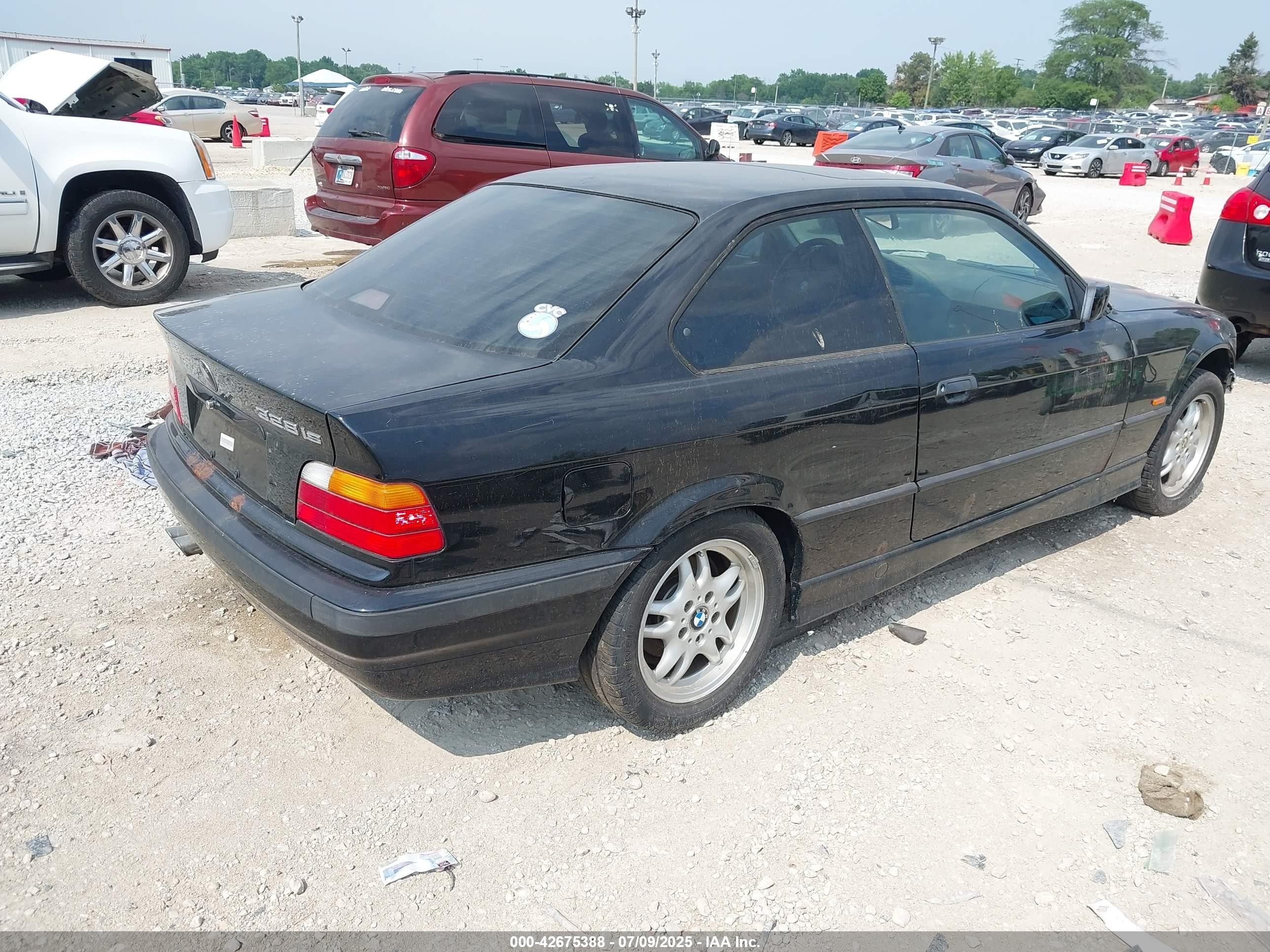 1998 Bmw 328is   Black vin: WBABG132XWET07532
