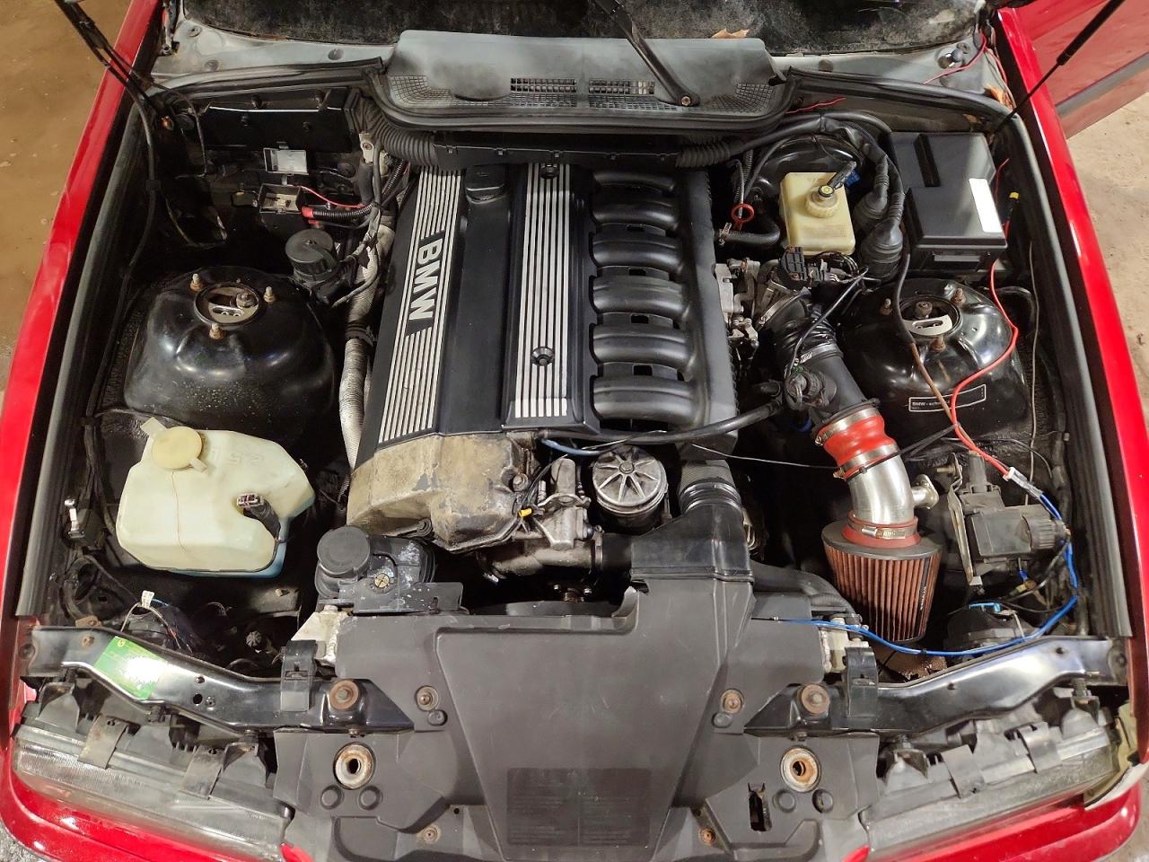 1995 Bmw 325 Ic Red vin: WBABJ5322SJC84356