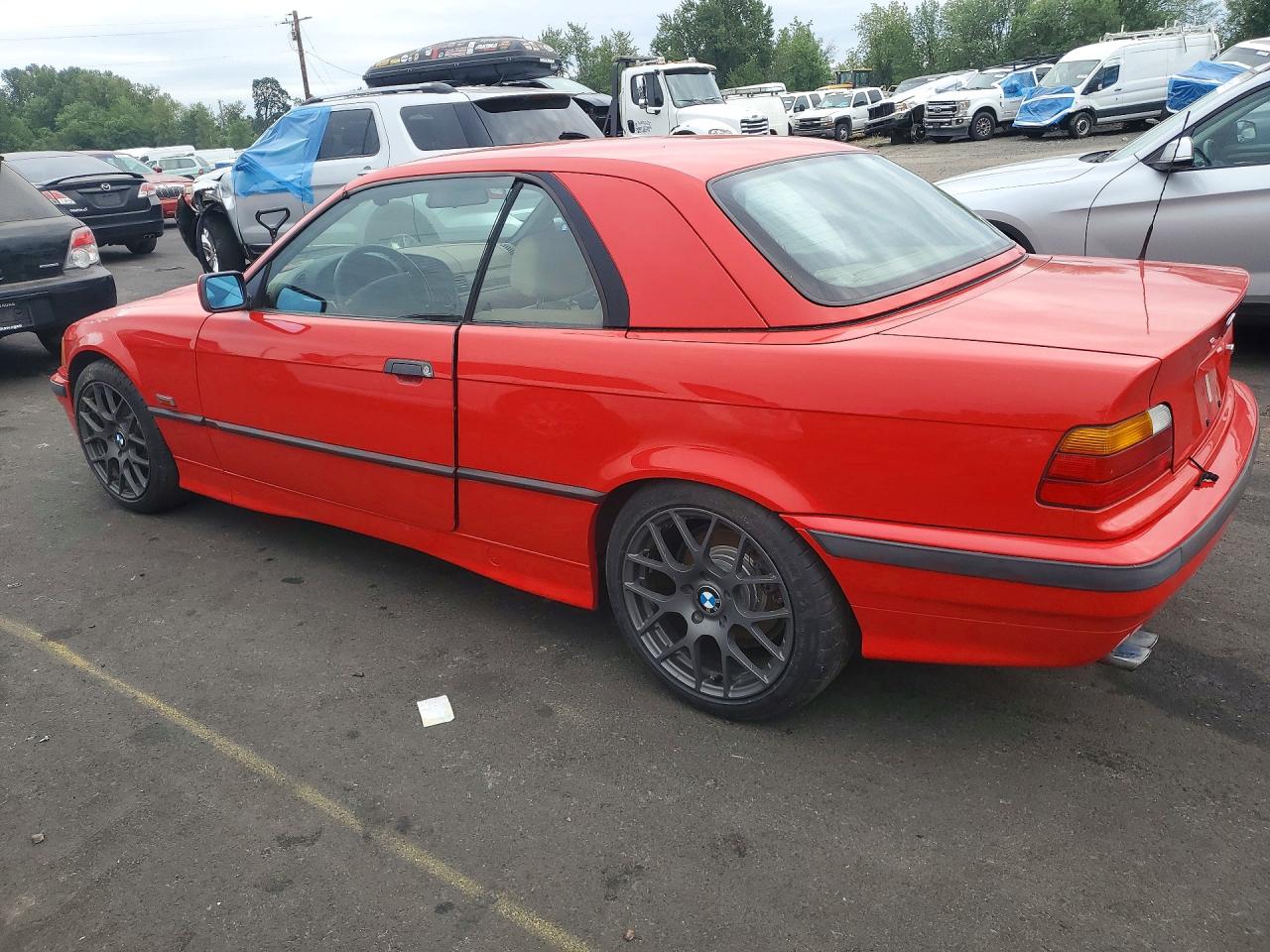 1994 Bmw 325 Ic Красный vin: WBABJ5329RJC80590