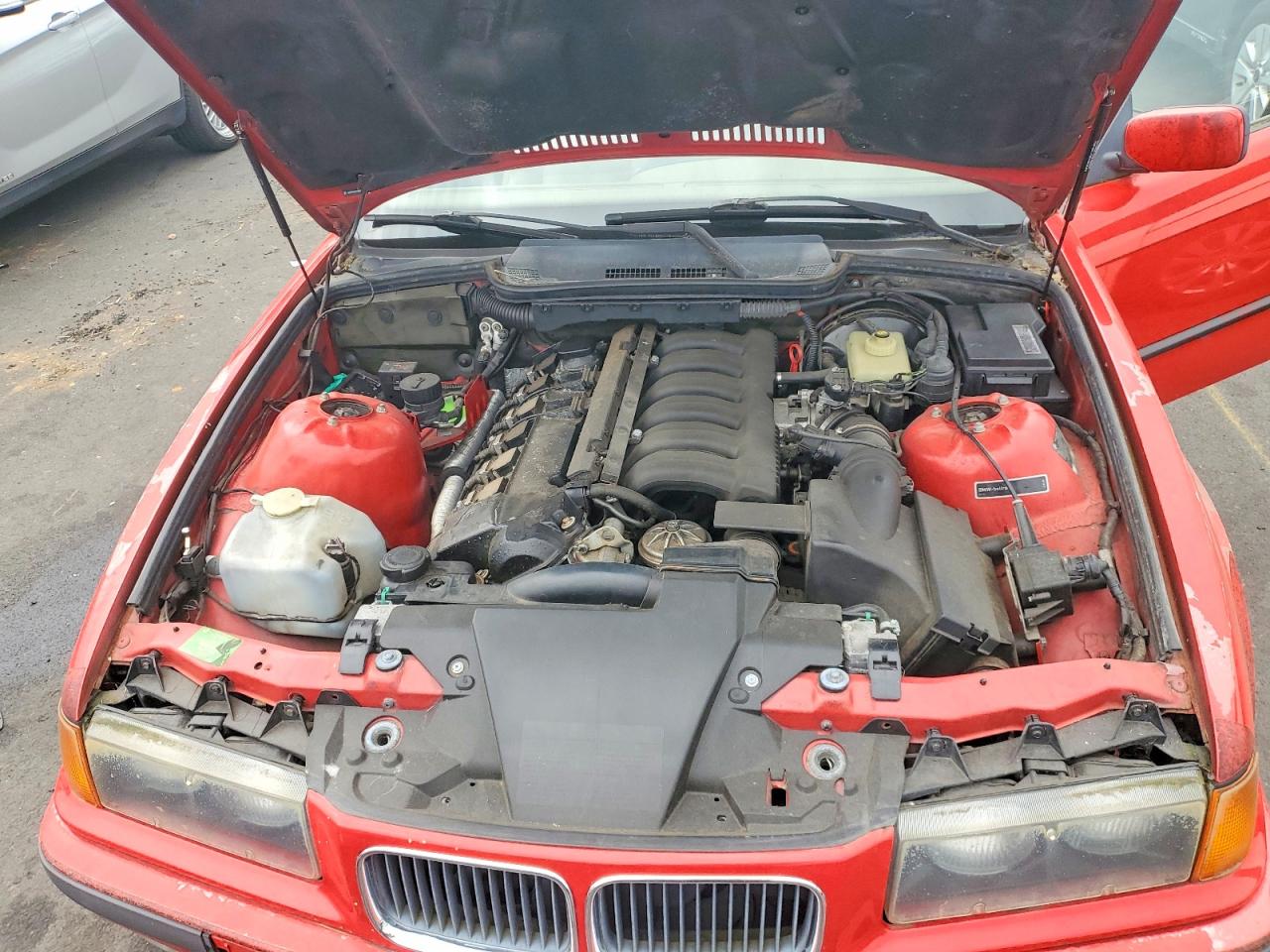 1994 Bmw 325 Ic Красный vin: WBABJ5329RJC80590