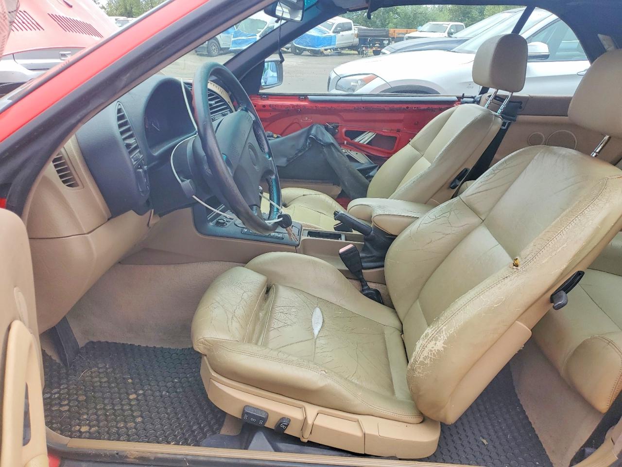 1994 Bmw 325 Ic Красный vin: WBABJ5329RJC80590
