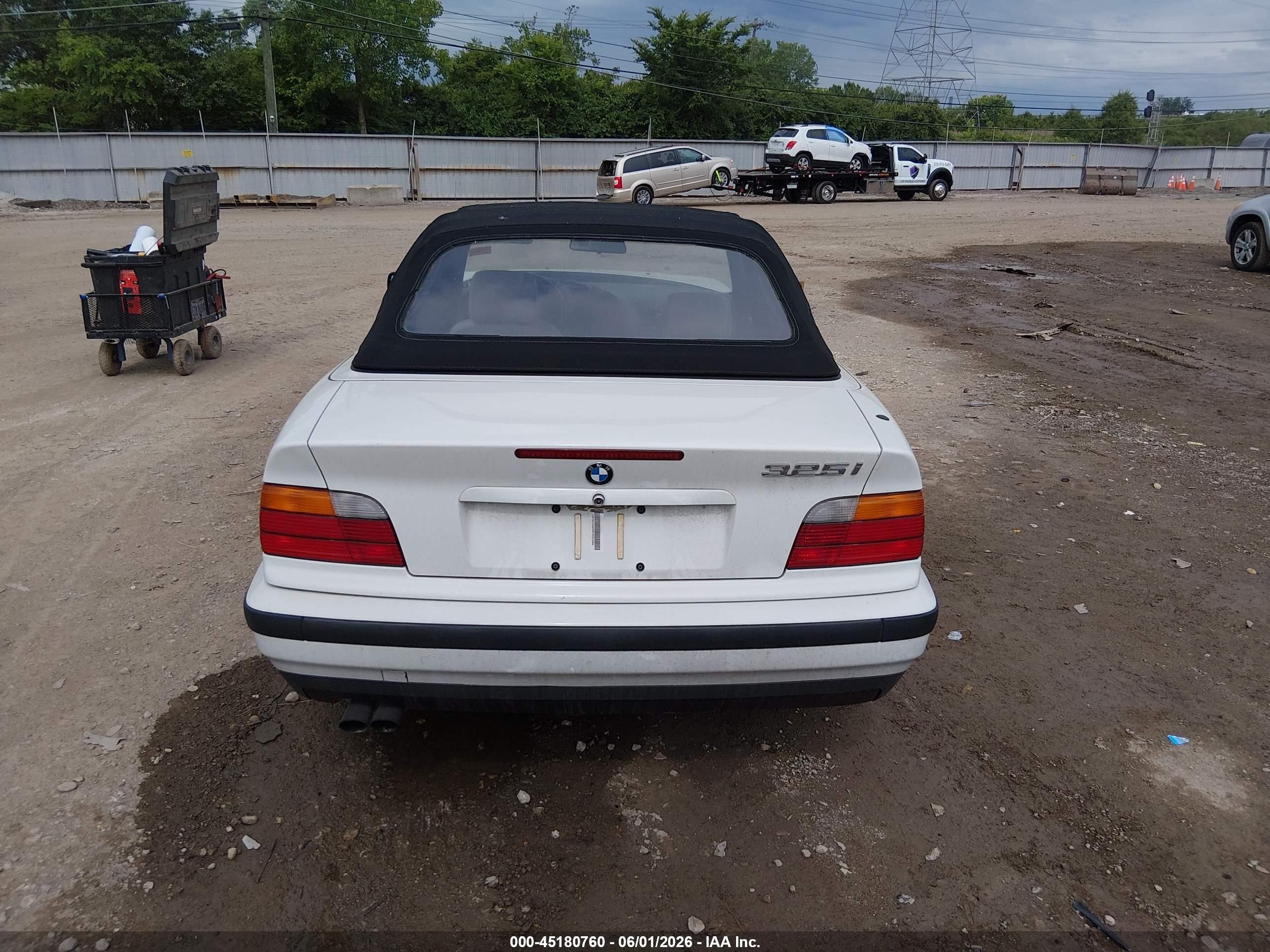 1995 Bmw 325 Ic Automatic White vin: WBABJ6329SJD41626