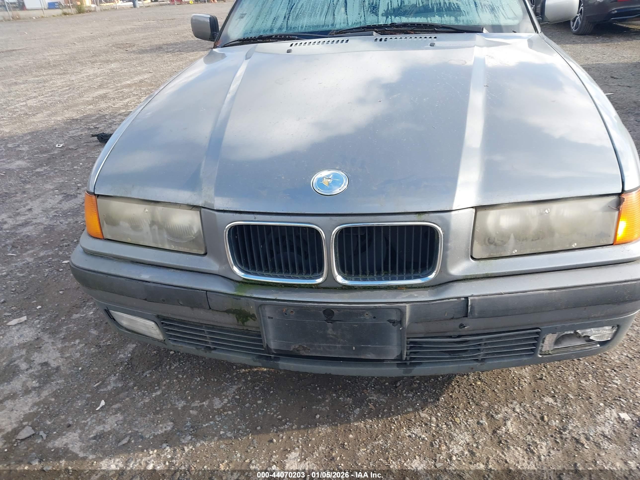 1995 Bmw 325 Ic Automatic Blue vin: WBABJ6329SJD41903