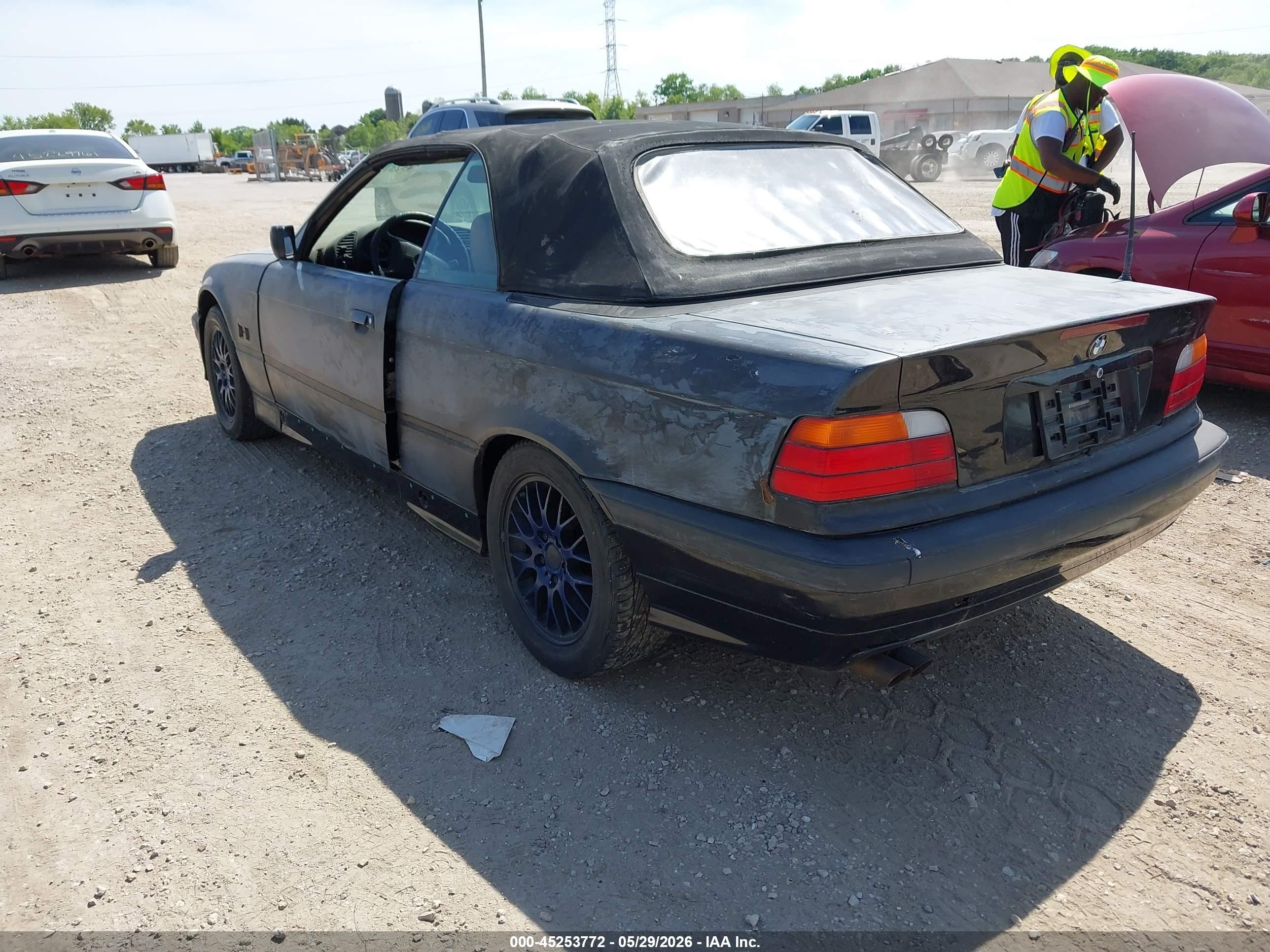 1998 Bmw 323ic   Черный vin: WBABJ7324WEA15303