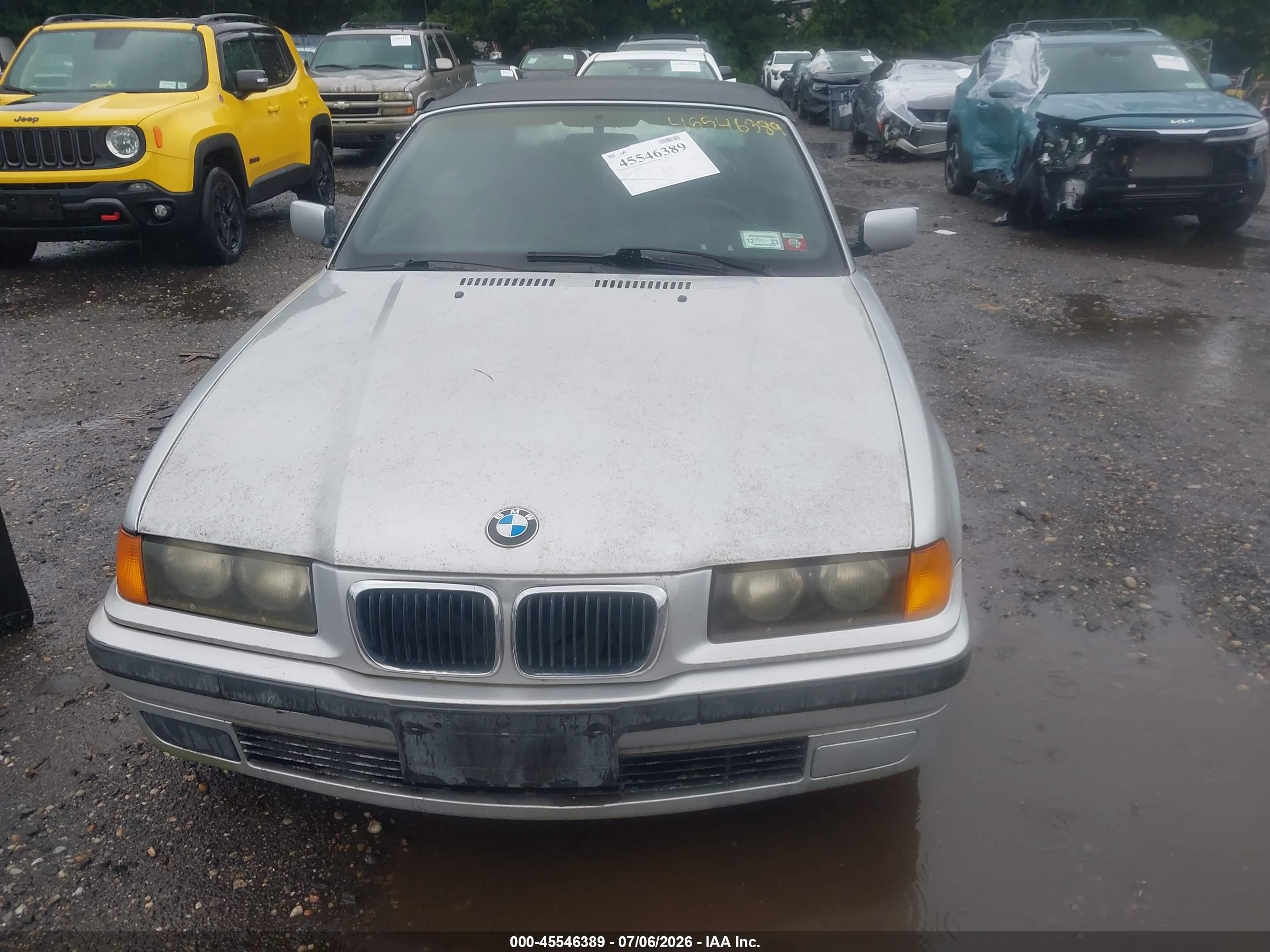 1998 Bmw 323ic   Silver vin: WBABJ8323WEM22211