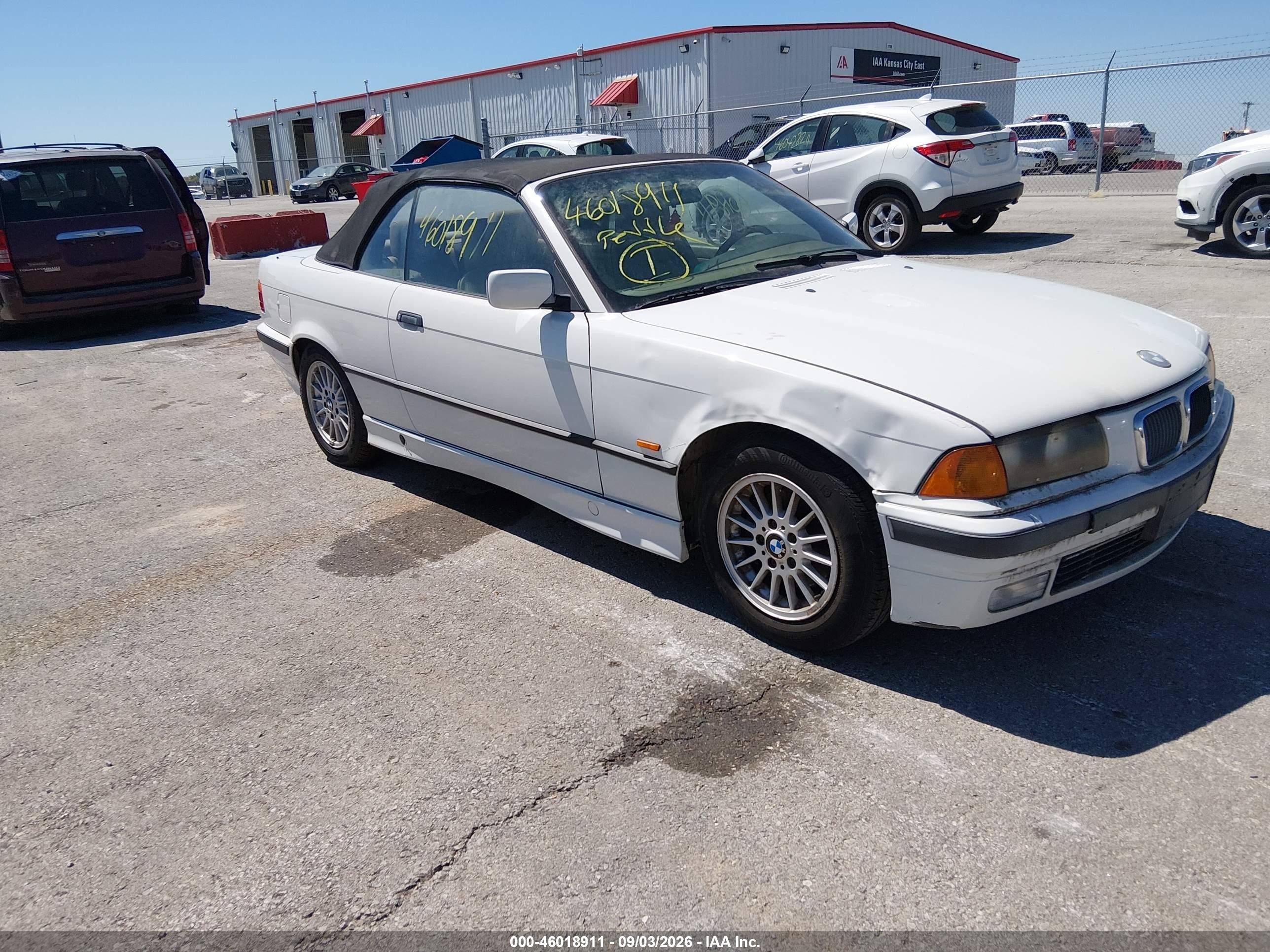 1998 Bmw 323ic   White vin: WBABJ8325WEM20167