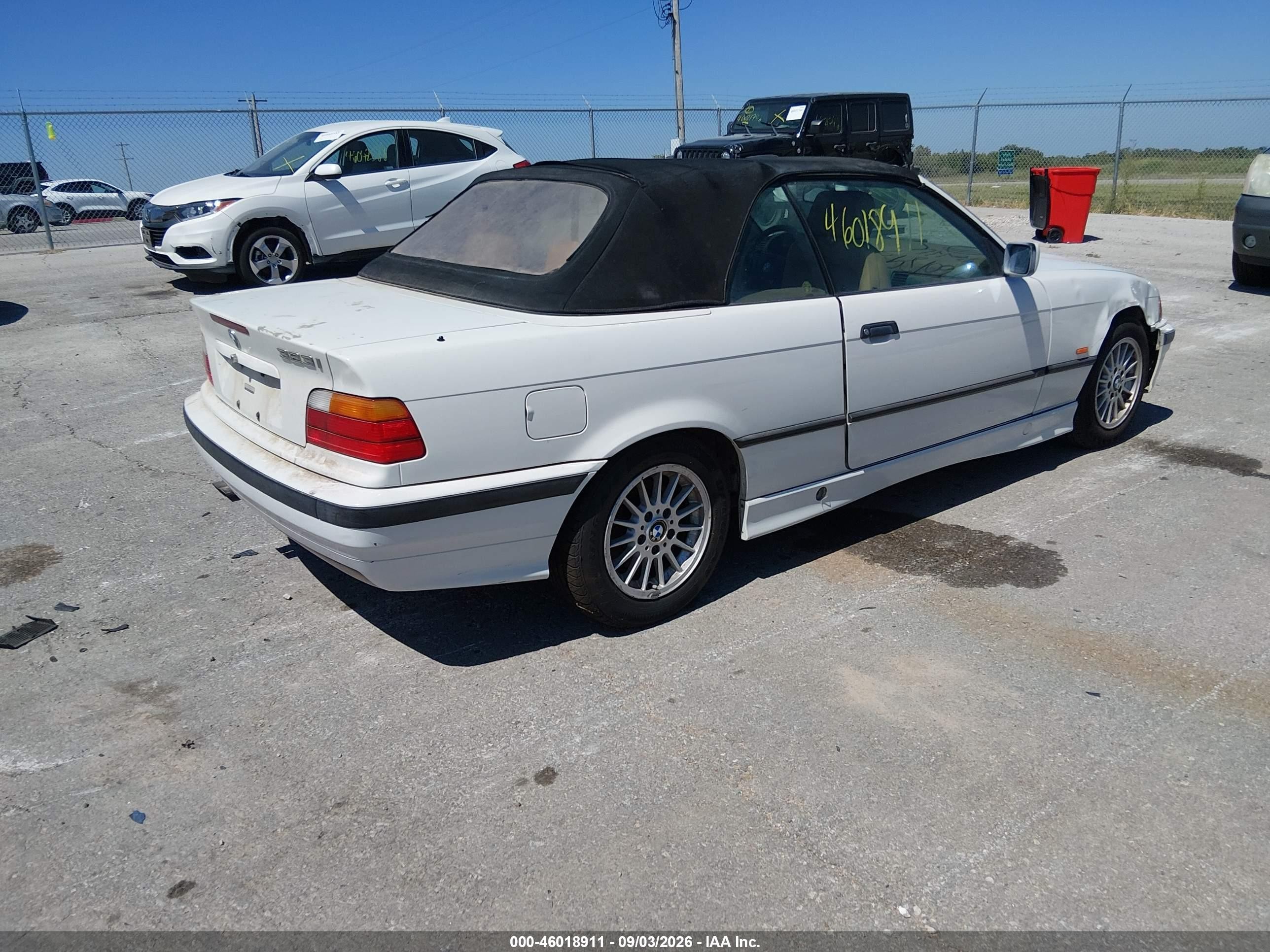 1998 Bmw 323ic   White vin: WBABJ8325WEM20167