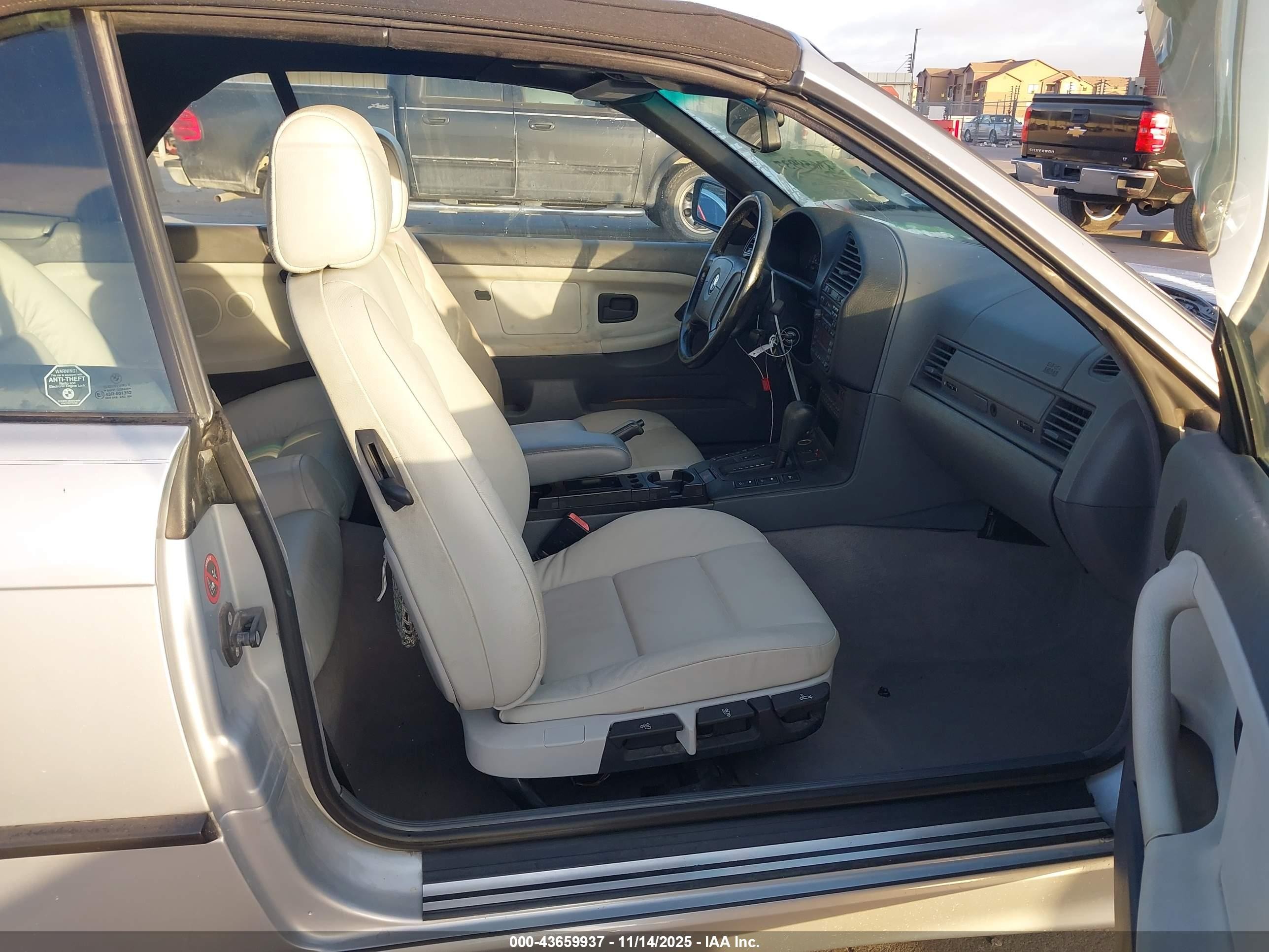1998 Bmw 323ic   Silver vin: WBABJ8325WEM20265