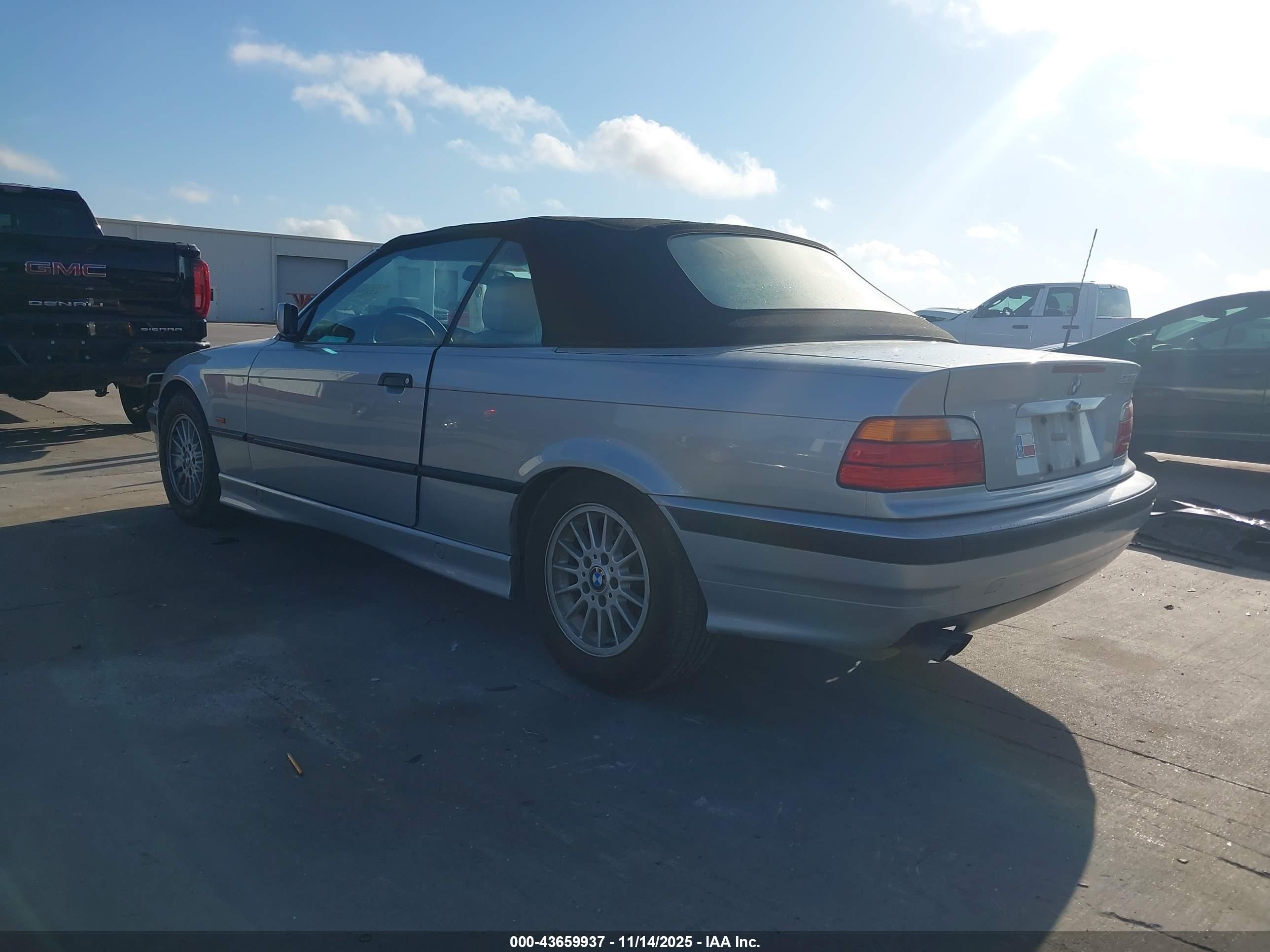 1998 Bmw 323ic   Silver vin: WBABJ8325WEM20265