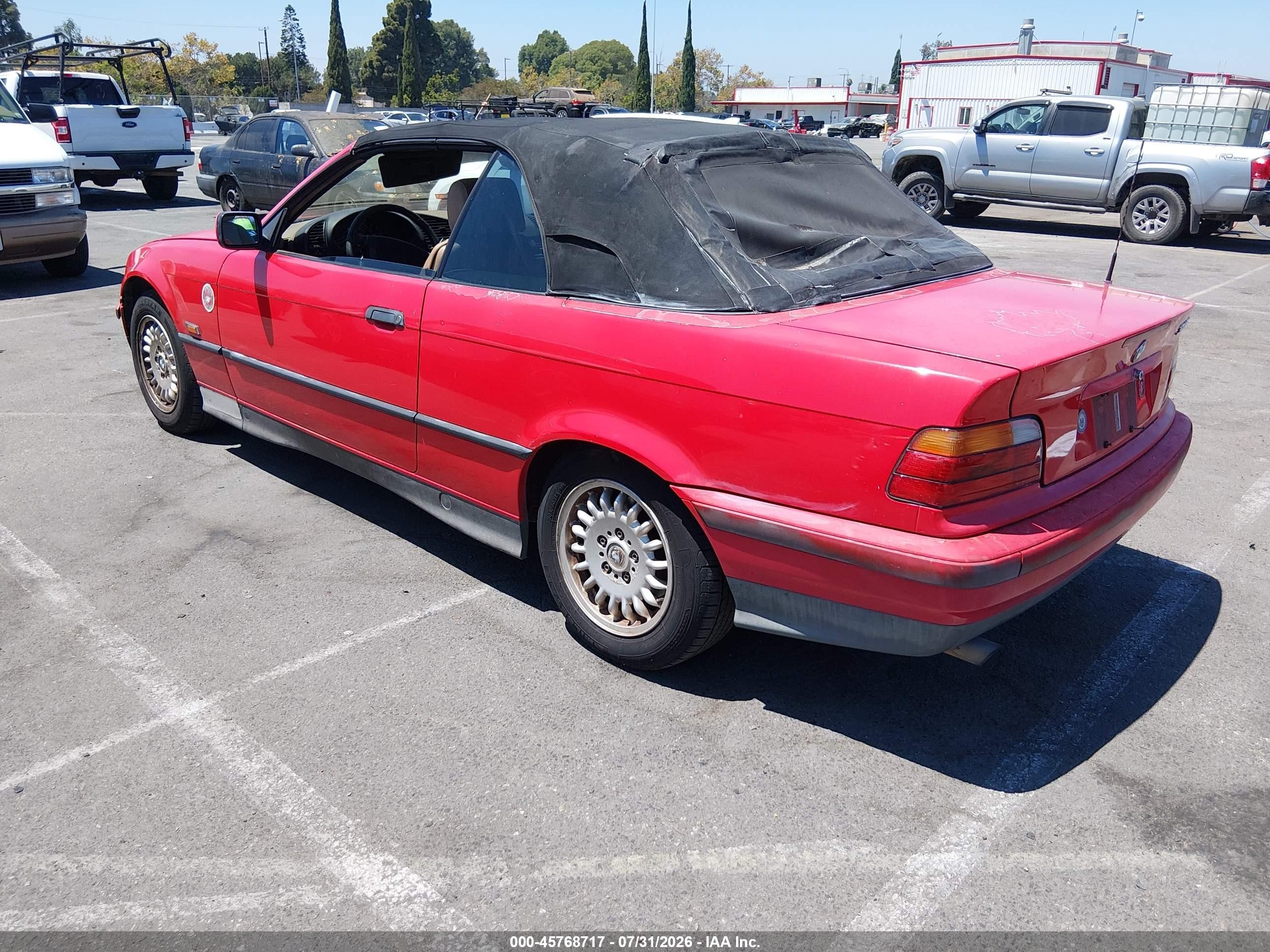 1994 Bmw 318 Ic Automatic Red vin: WBABK6323RED15832
