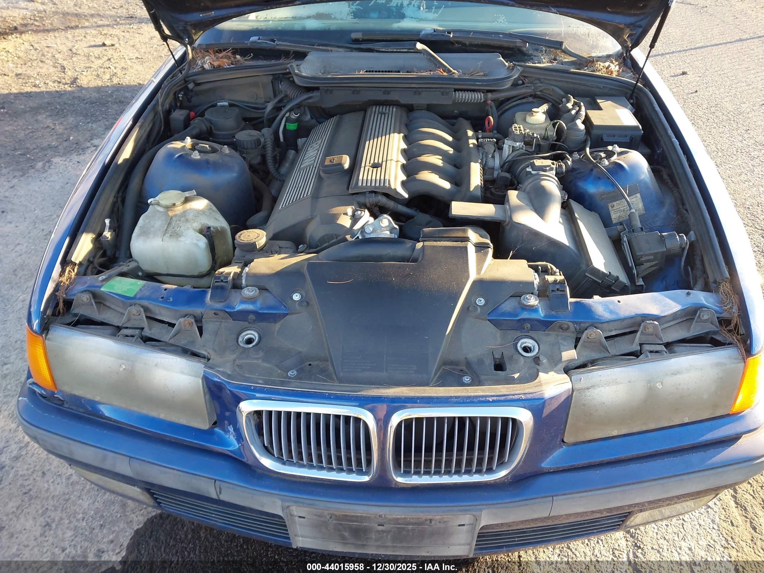 1998 Bmw 328ic   Blue vin: WBABK7320WET66638