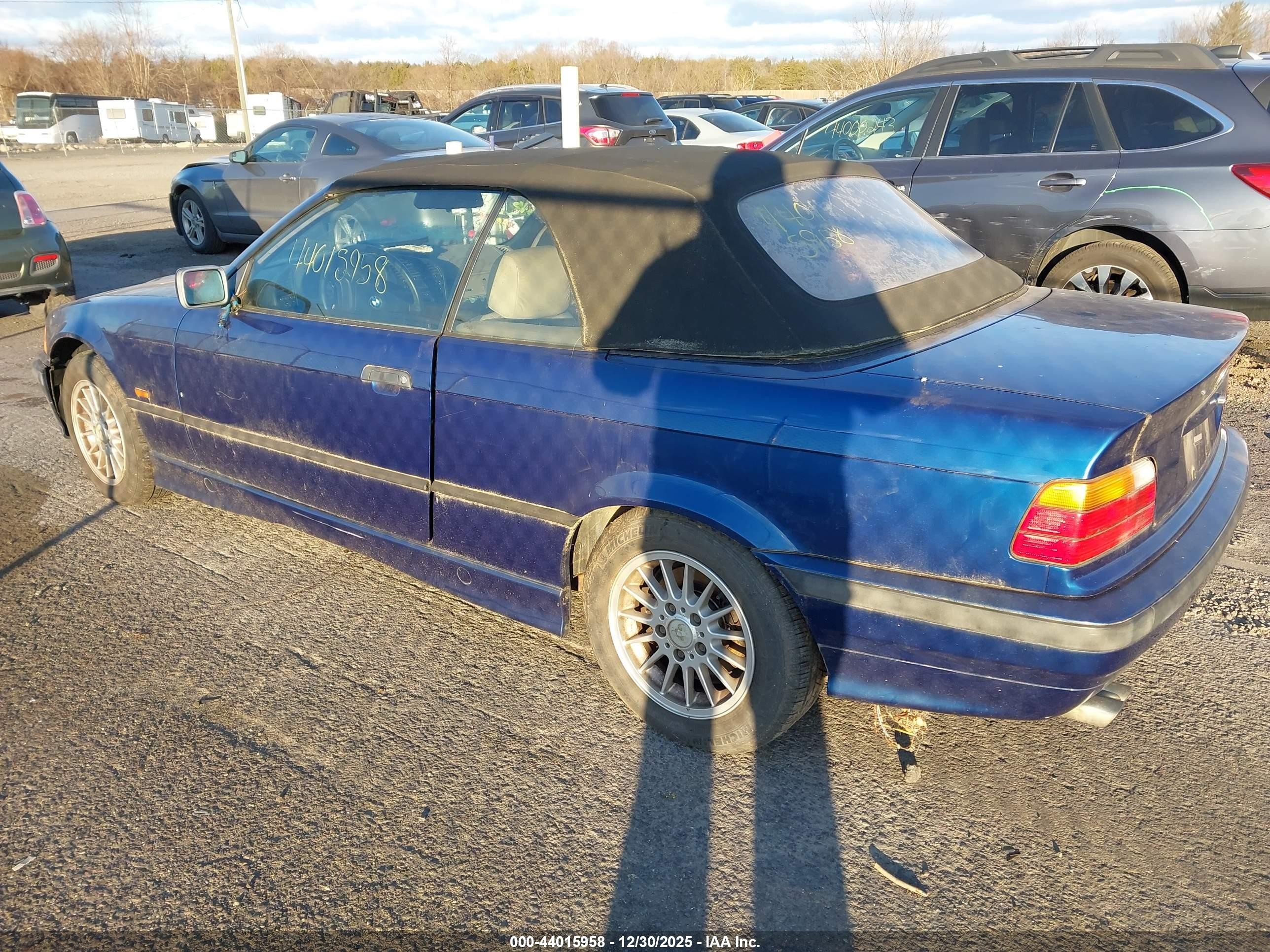 1998 Bmw 328ic   Blue vin: WBABK7320WET66638