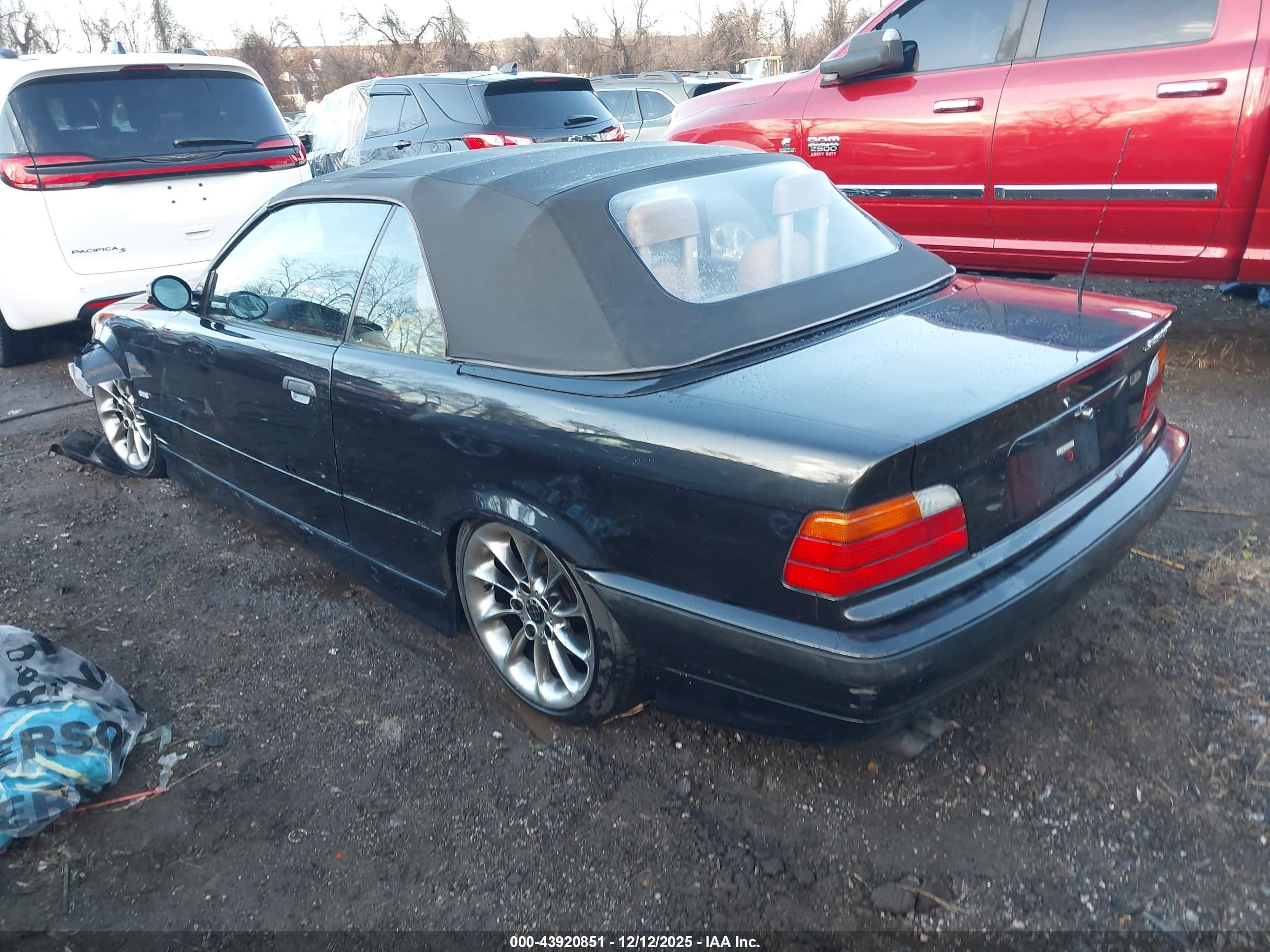 1998 Bmw 328ic   Black vin: WBABK7324WET65654