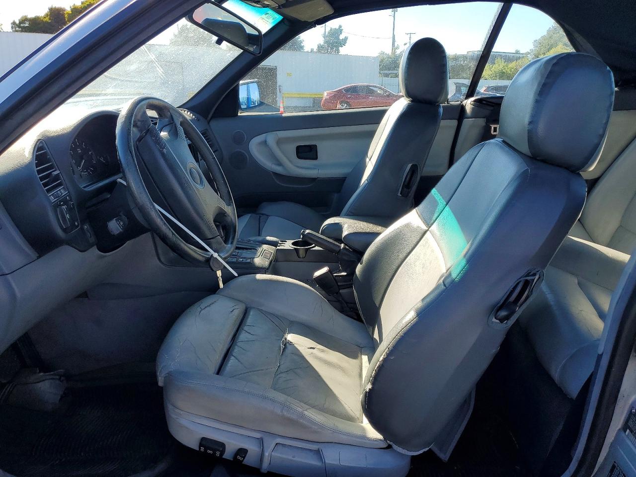 1996 Bmw 328 Ic Automatic Silver vin: WBABK8324TET91138