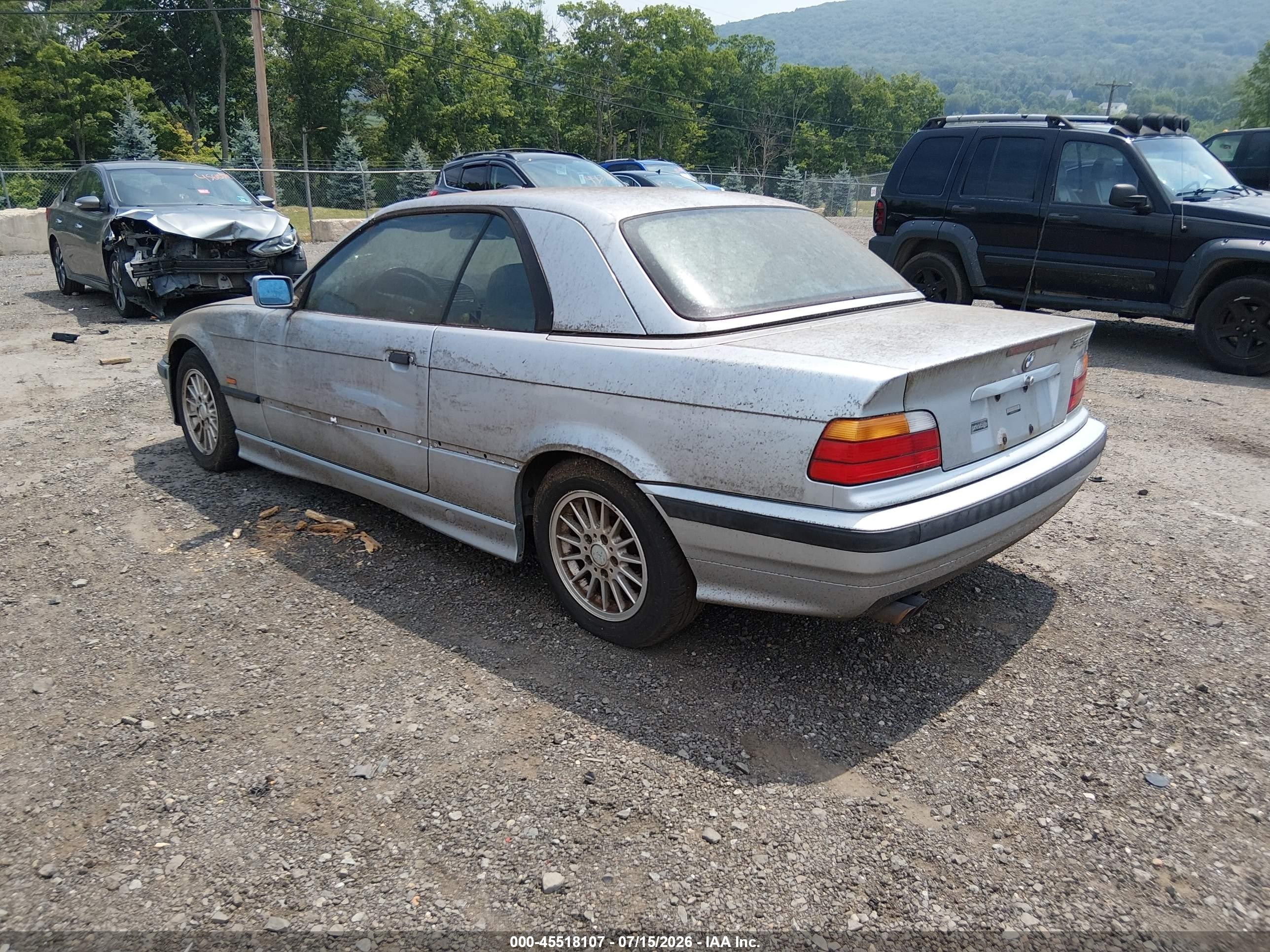 1998 Bmw 328ic   Silver vin: WBABK8327WEY87233