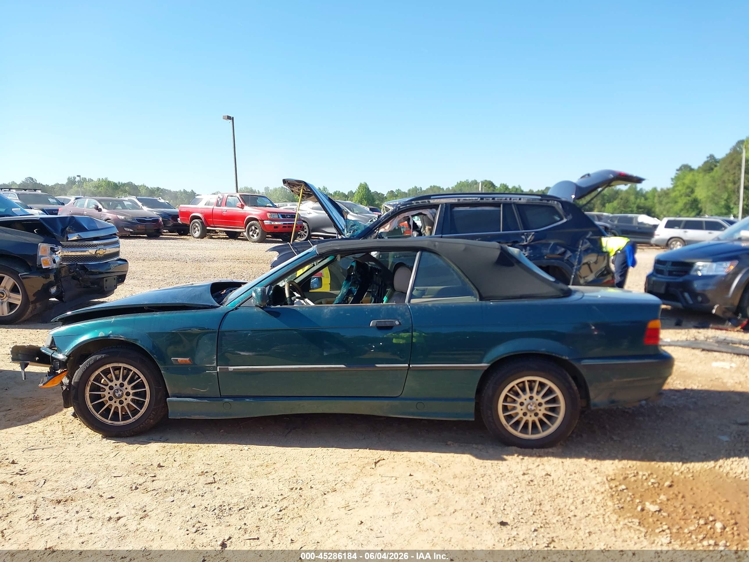 1996 Bmw 328 Ic Automatic Green vin: WBABK8329TET91328
