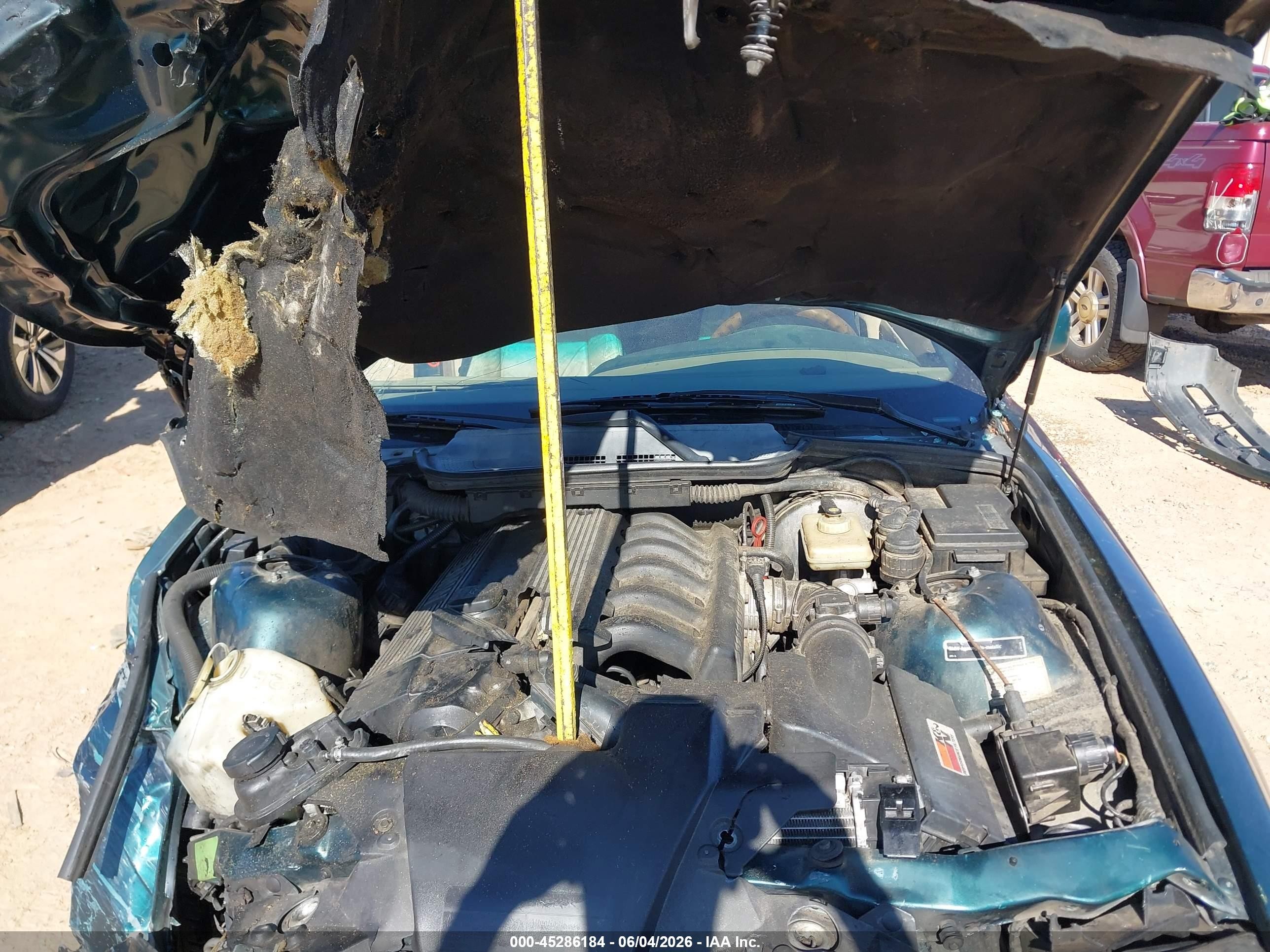1996 Bmw 328 Ic Automatic Green vin: WBABK8329TET91328