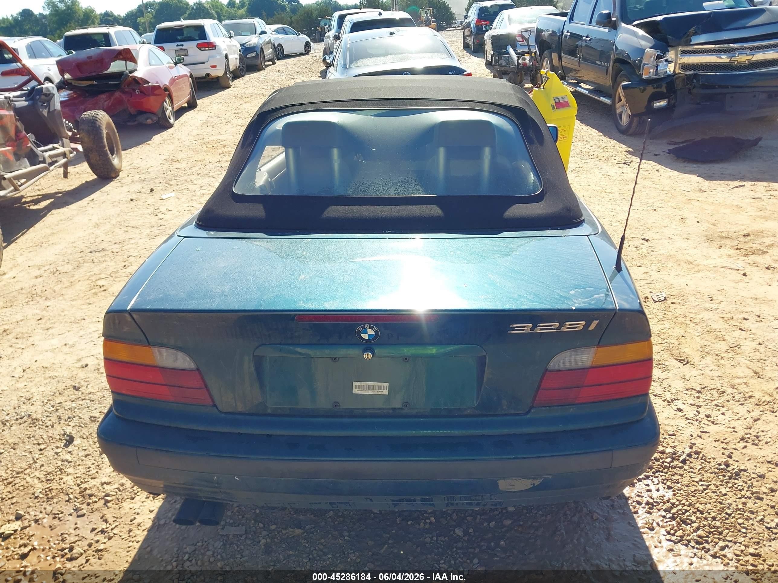 1996 Bmw 328 Ic Automatic Green vin: WBABK8329TET91328