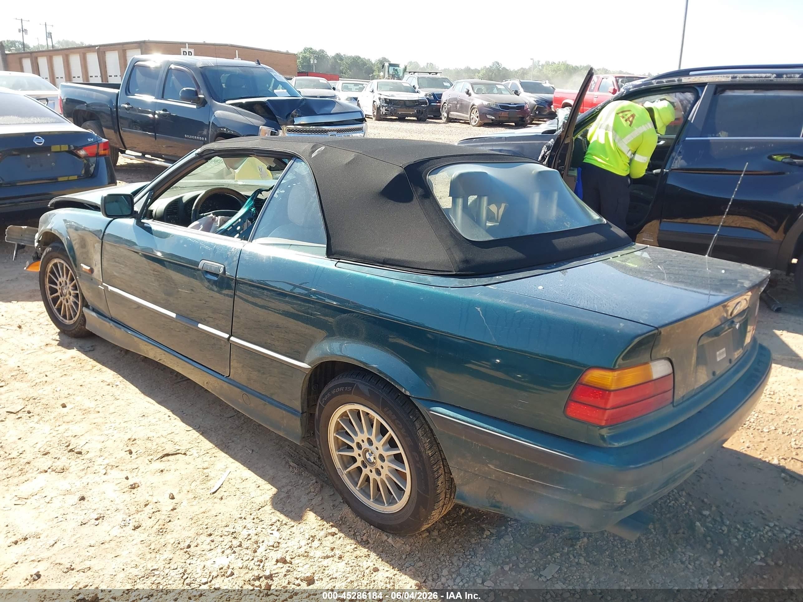 1996 Bmw 328 Ic Automatic Green vin: WBABK8329TET91328