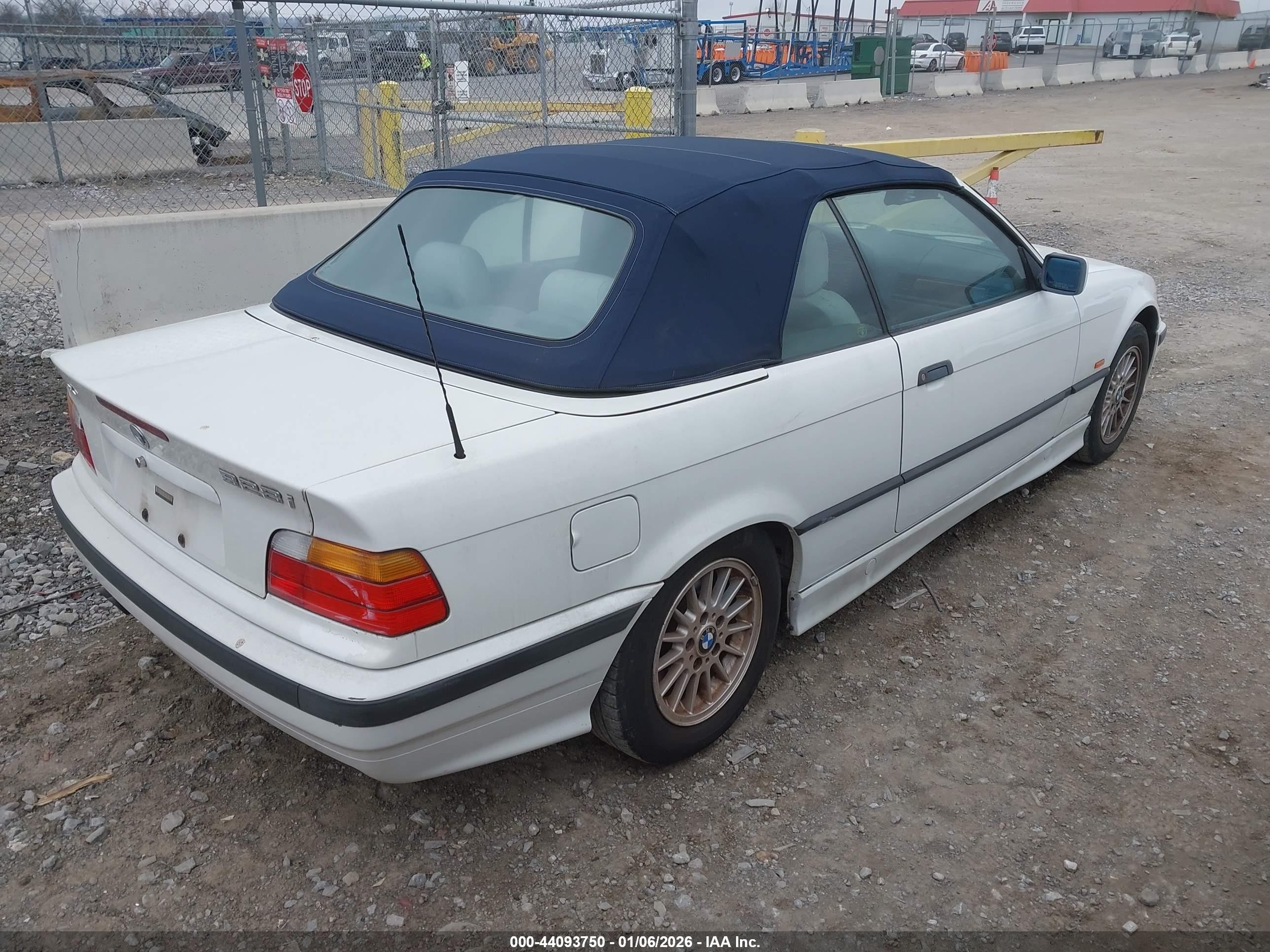 1998 Bmw 328ic   White vin: WBABK8329WEY88710