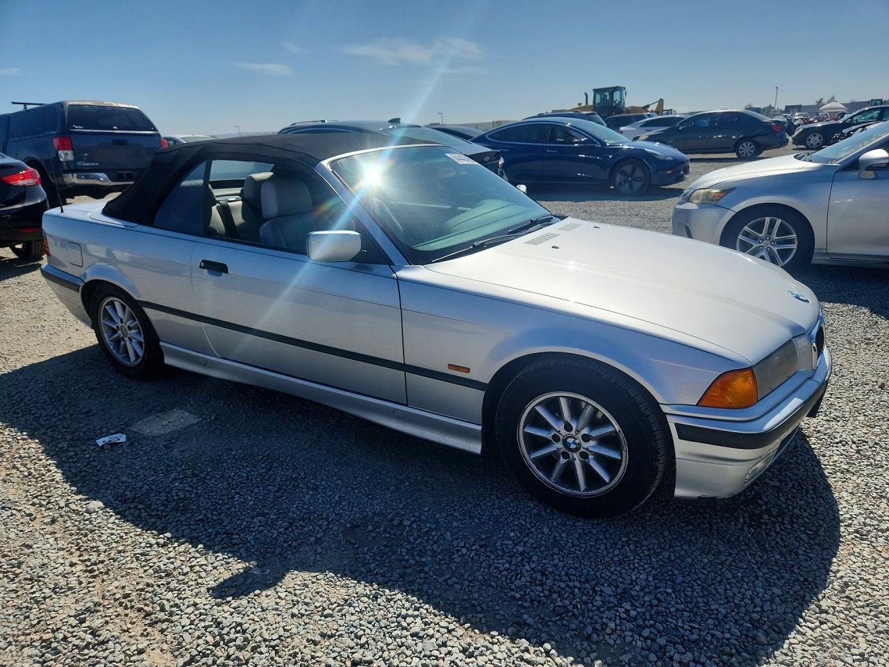 1999 Bmw 328 Ic Automatic Silver vin: WBABK8332XEY92141