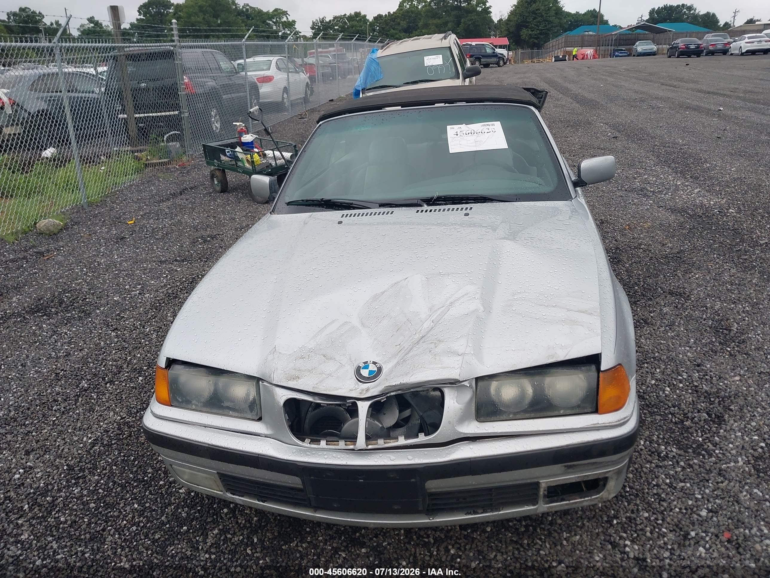 1999 Bmw 328ic   Silver vin: WBABK8333XEY91743