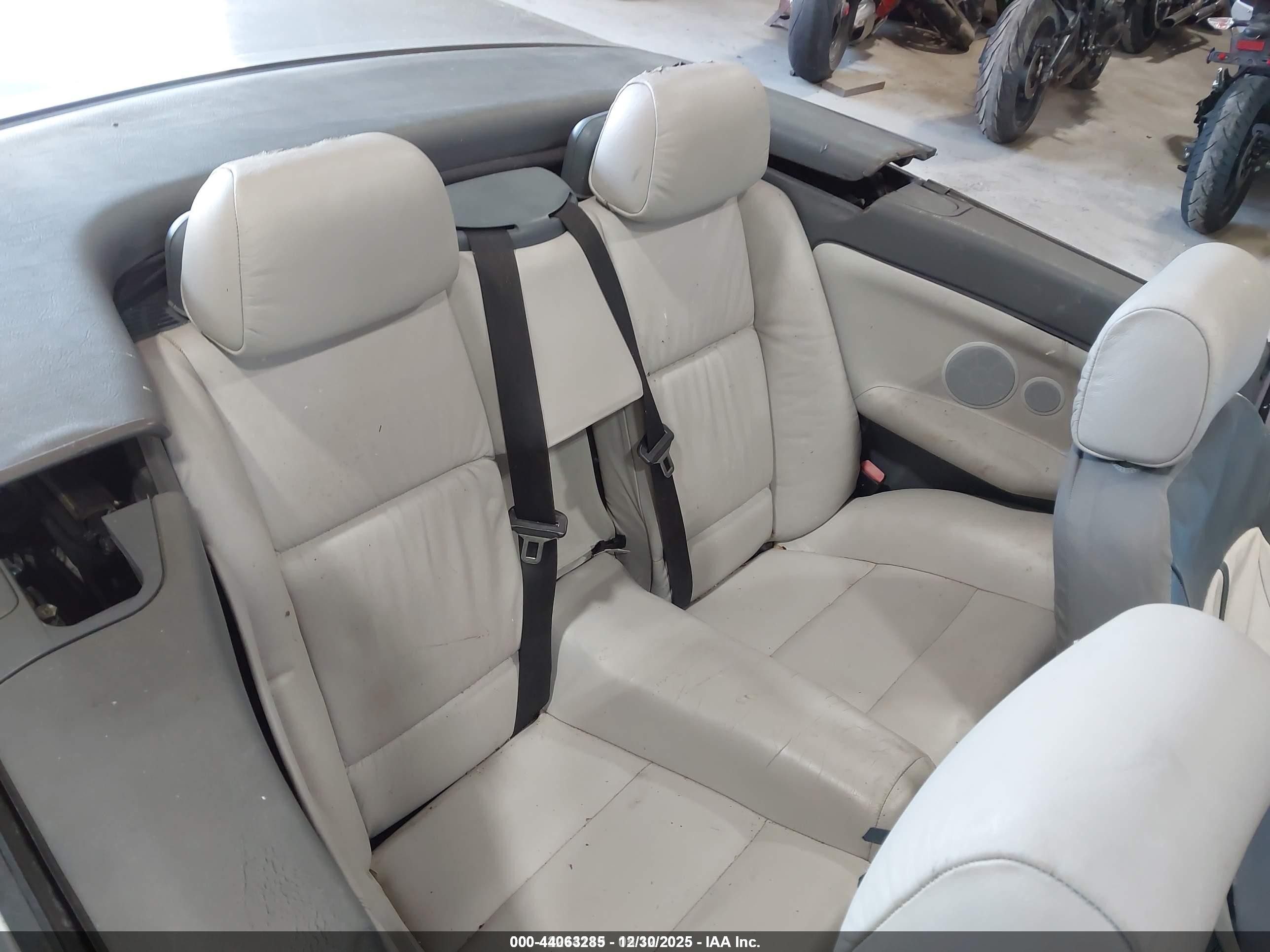 1998 Bmw 328ic   Silver vin: WBABK8339WEY89719