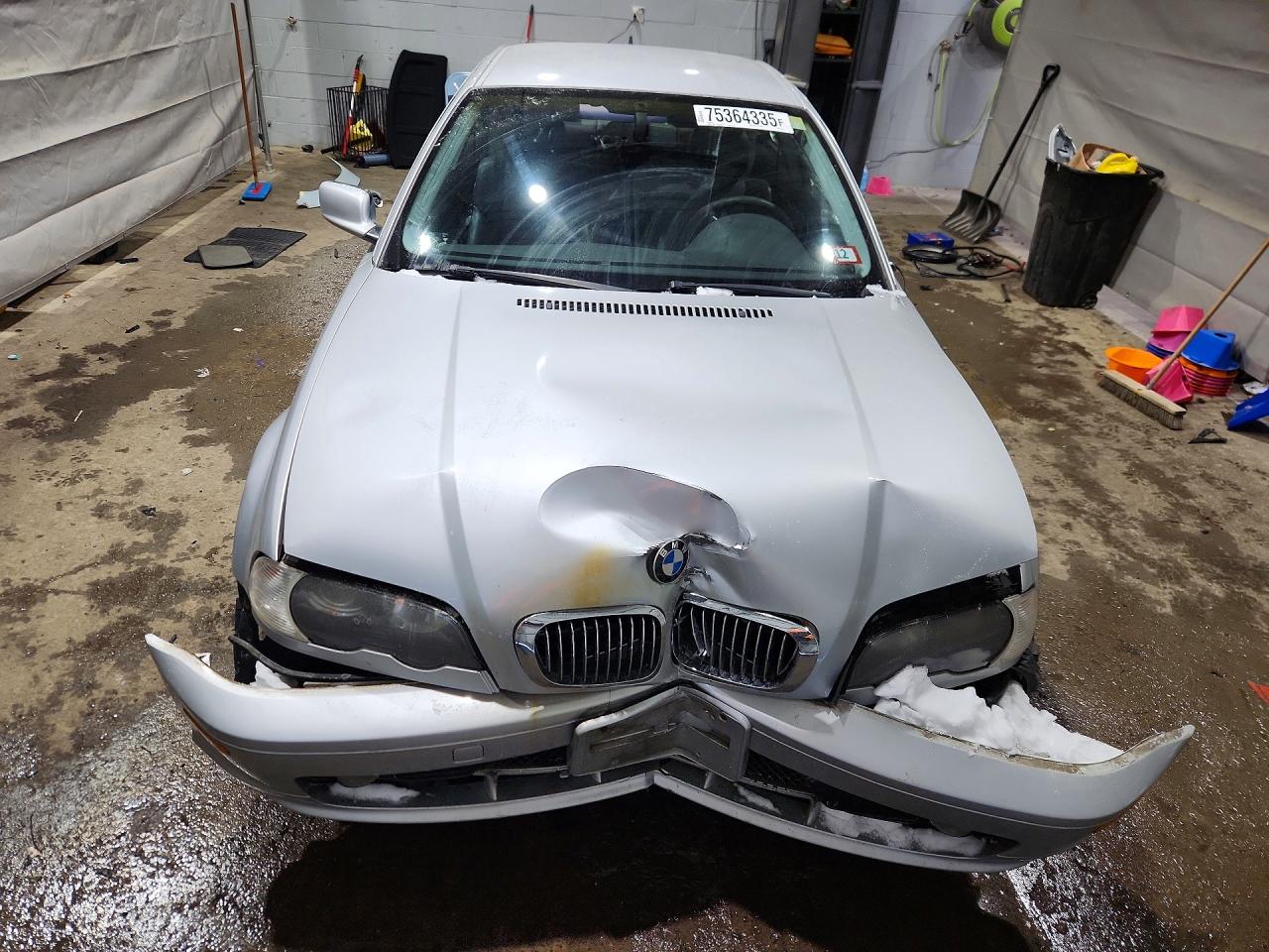 2000 Bmw 323 Ci Silver vin: WBABM3347YJN62784