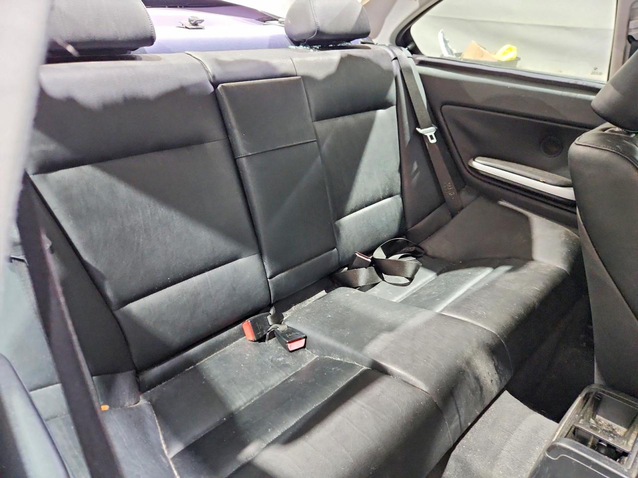 2000 Bmw 323 Ci Silver vin: WBABM3347YJN62784