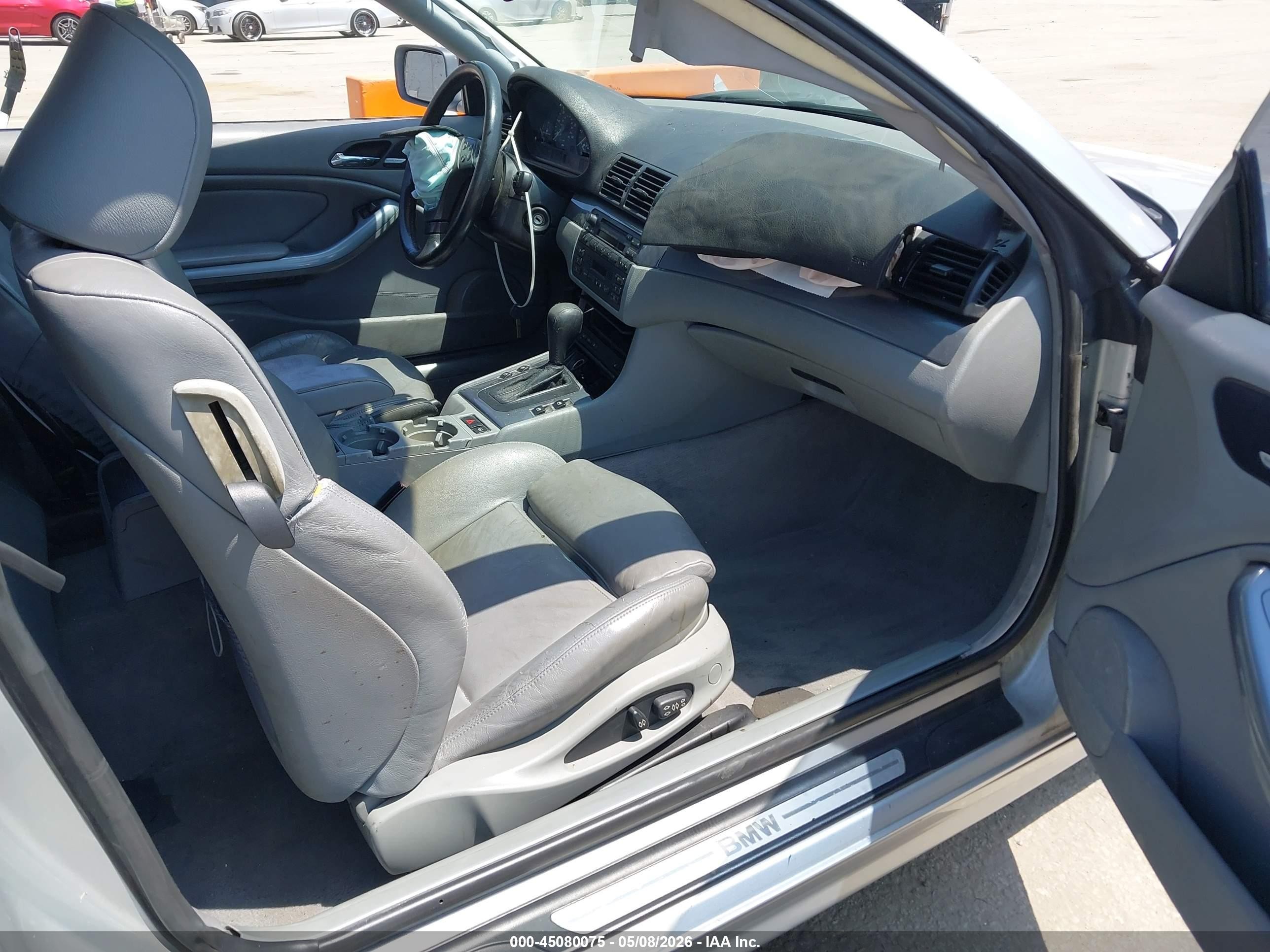 2000 Bmw 323ci   Silver vin: WBABM3348YJN86804